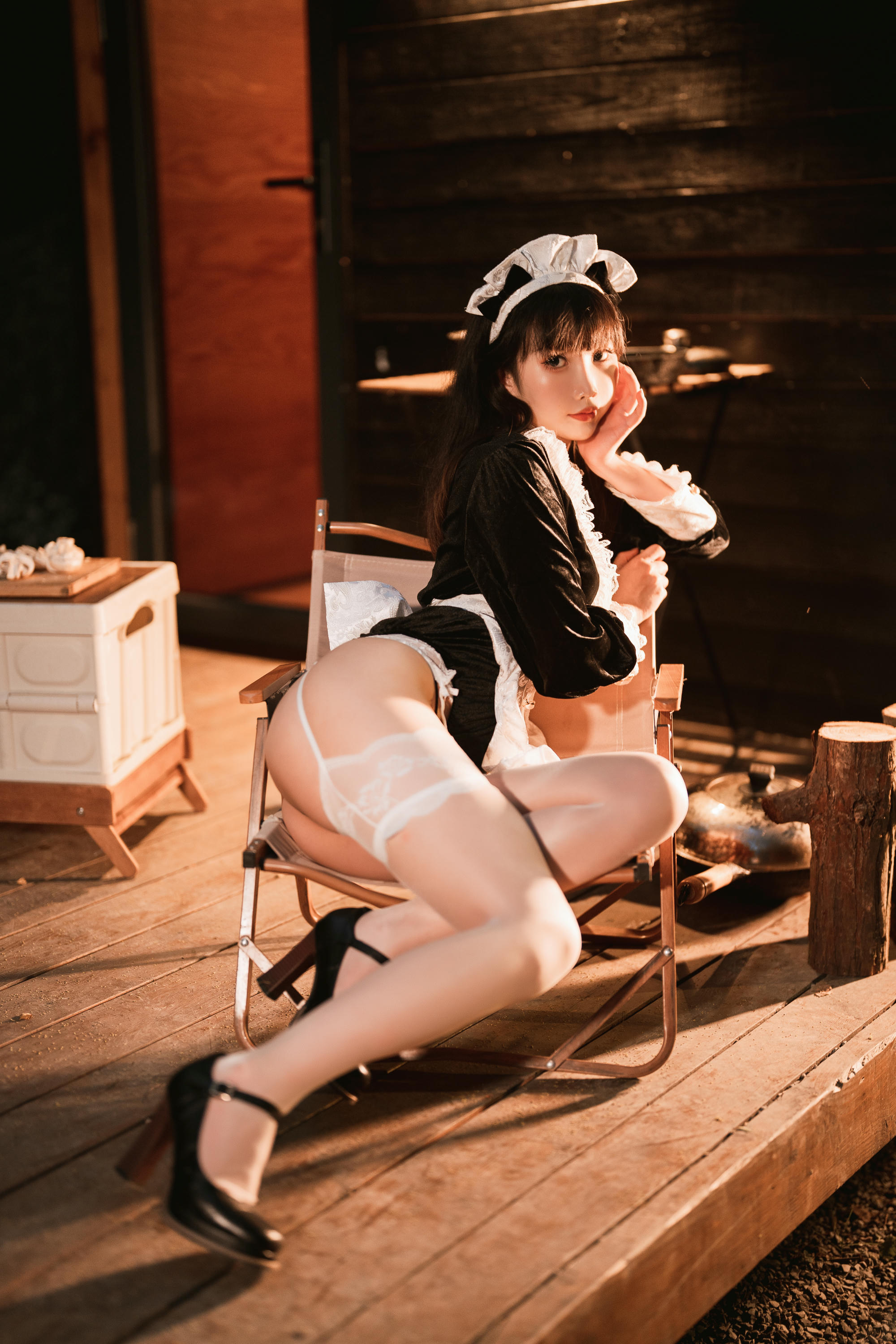 面饼仙儿 NO.125 木屋女仆 [27P 471MB]_第1集