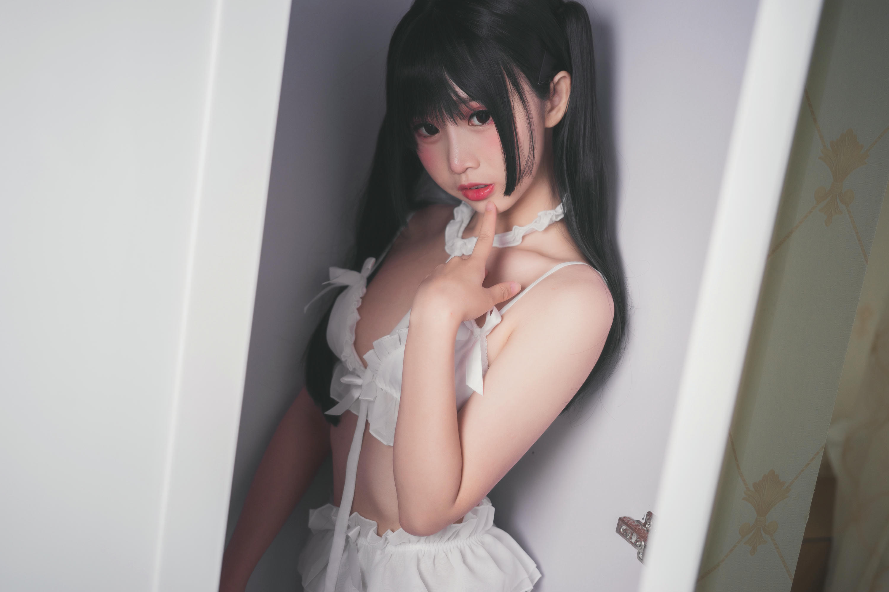 Coser面饼仙儿 NO.015 脑内少女 白内衣 [17P-171MB]_第1集