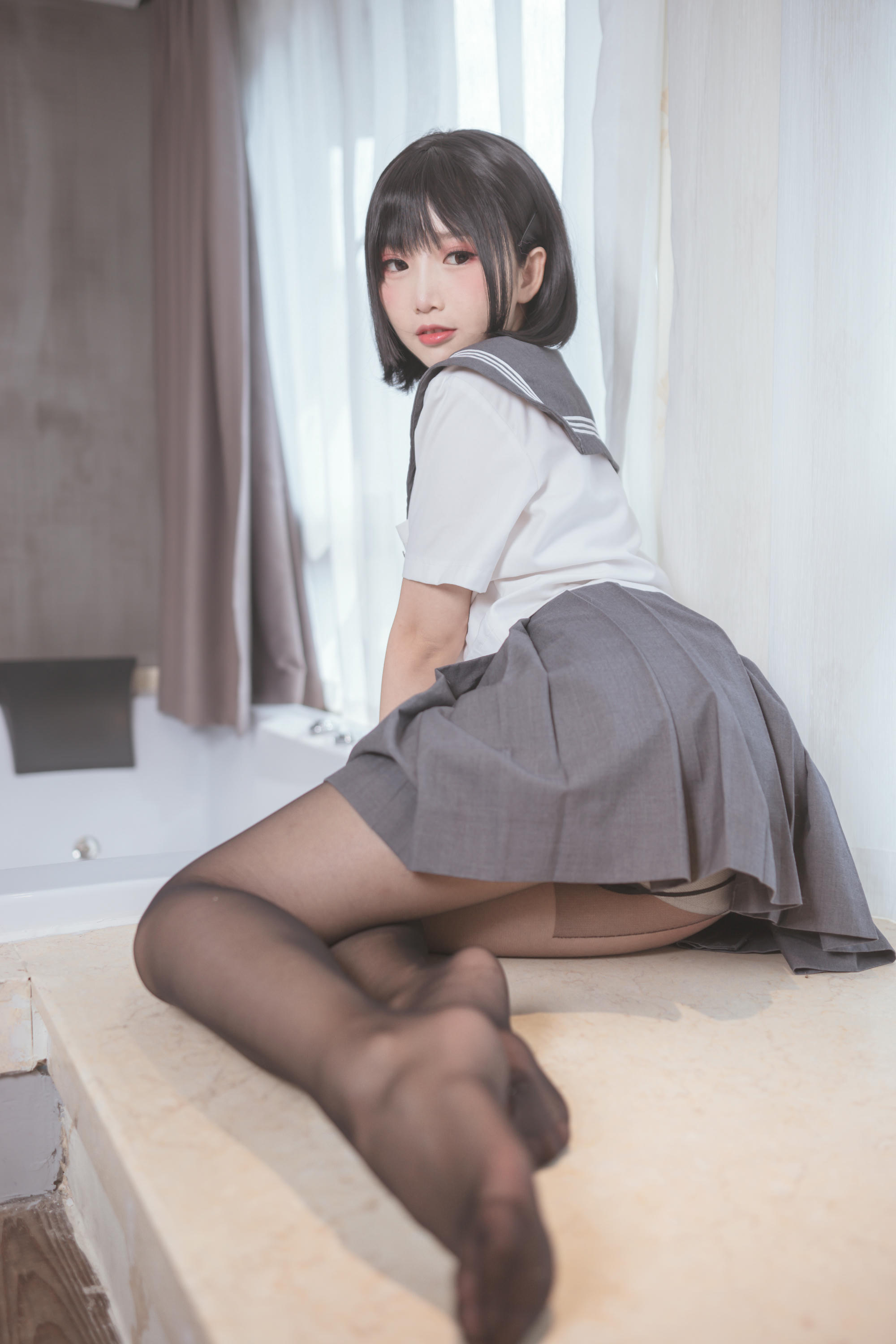 Coser面饼仙儿 NO.016 脑内少女 黑丝JK [25P-241MB]_第1集