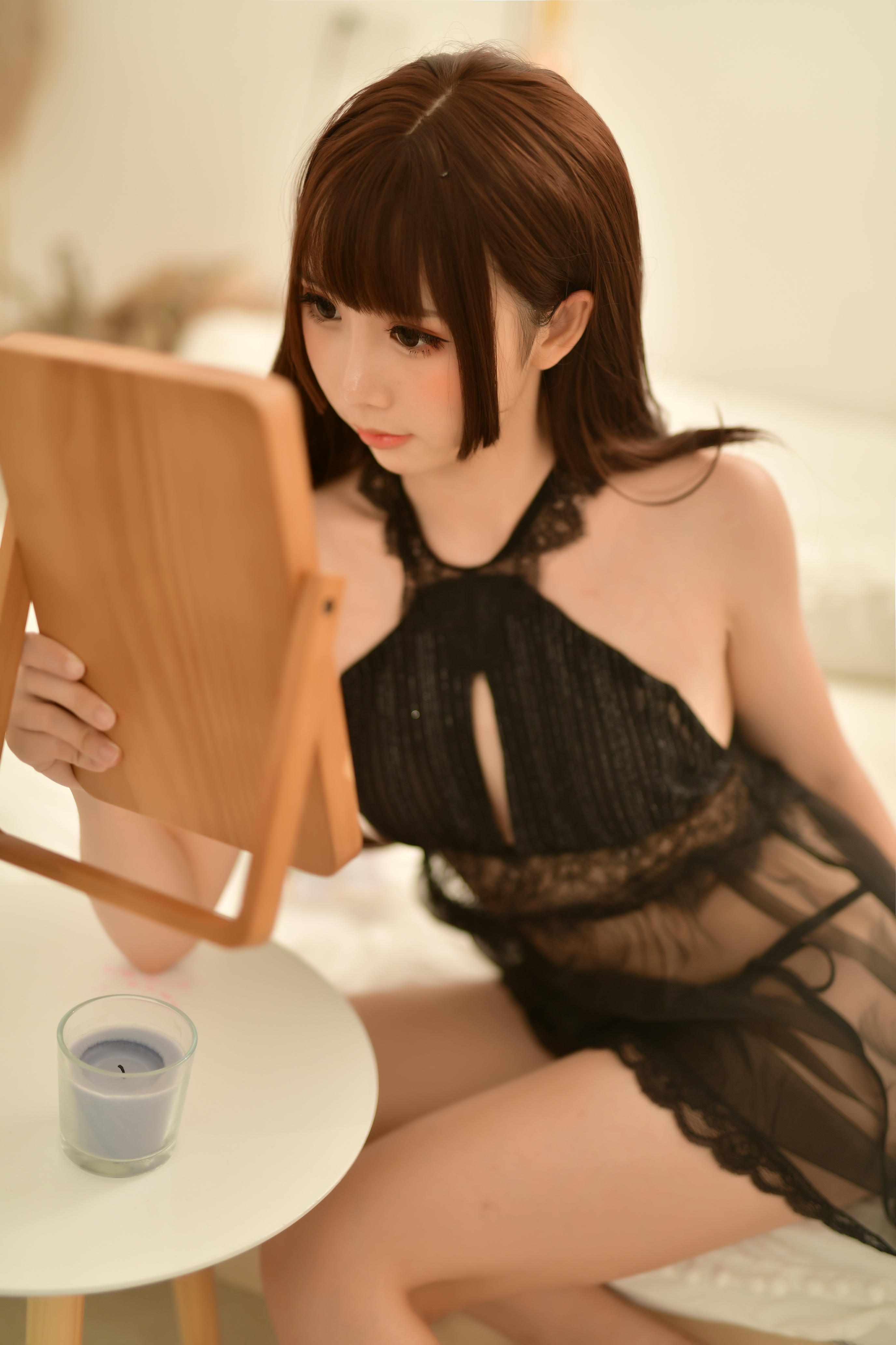 Coser面饼仙儿 NO.035 黑色露背私房 [17P-256MB]_第1集