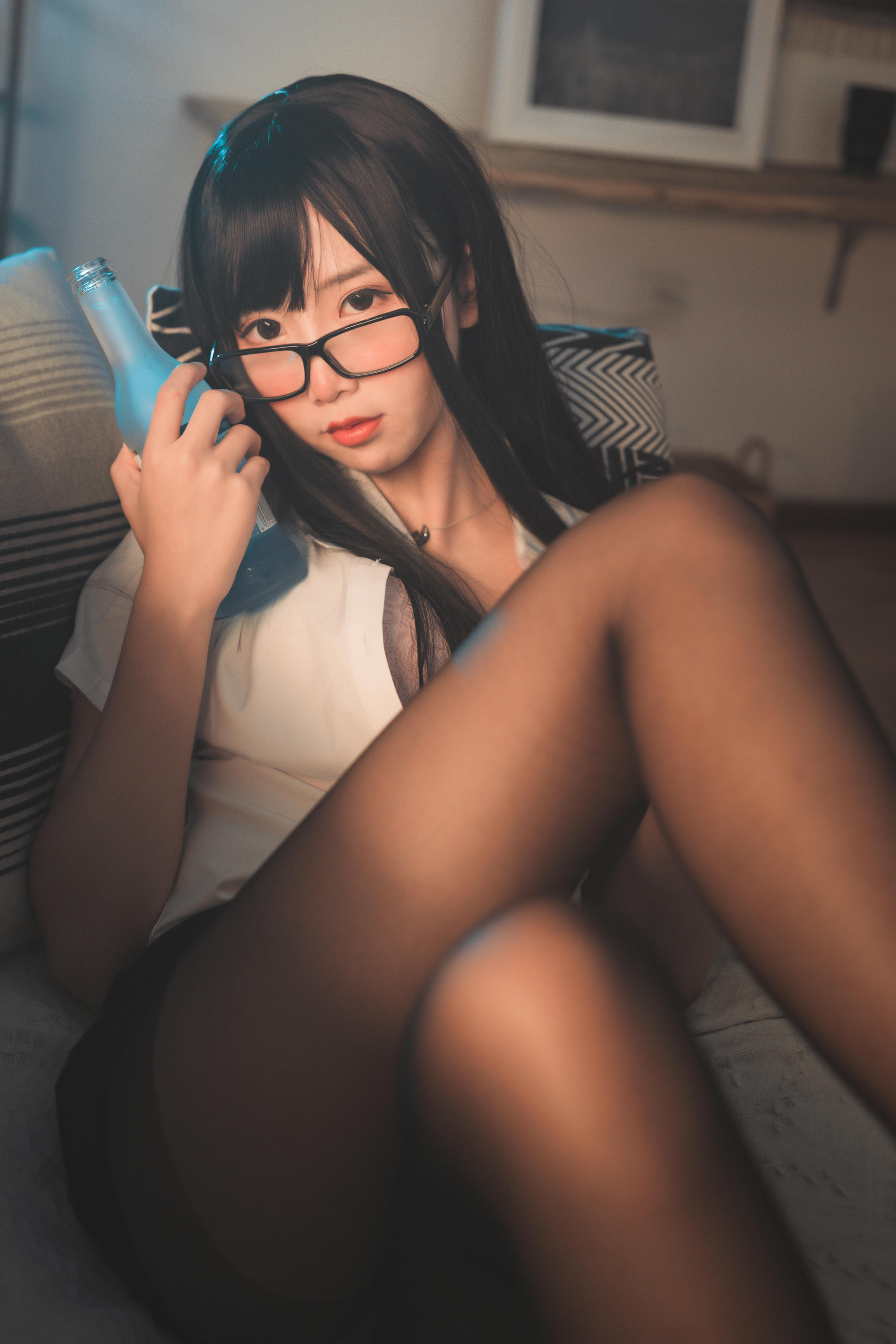 Coser面饼仙儿 NO.042 黑丝OL [26P-347MB]_第1集