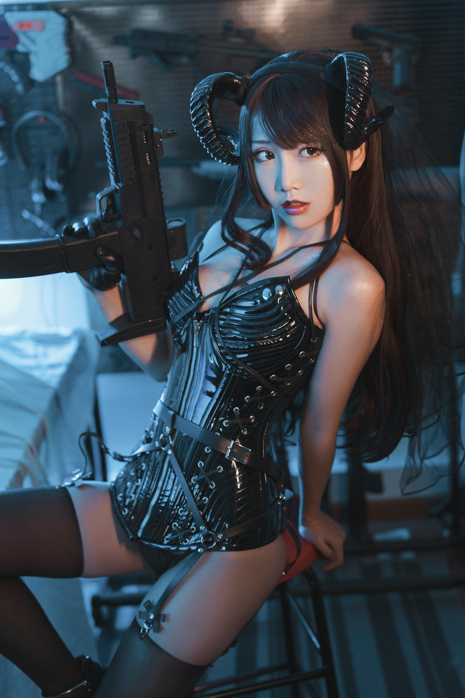 Coser面饼仙儿 NO.097 束腰魅魔 [28P-406MB]_第1集