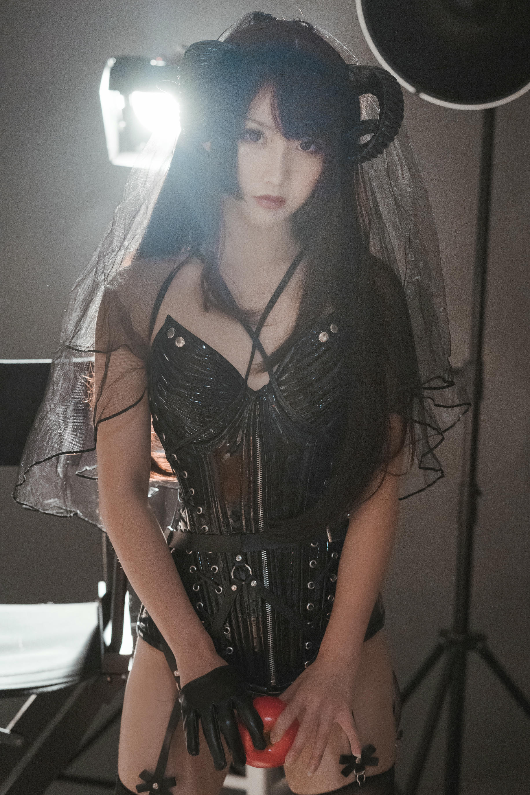 Coser面饼仙儿 NO.097 束腰魅魔 [28P-406MB]_第2集