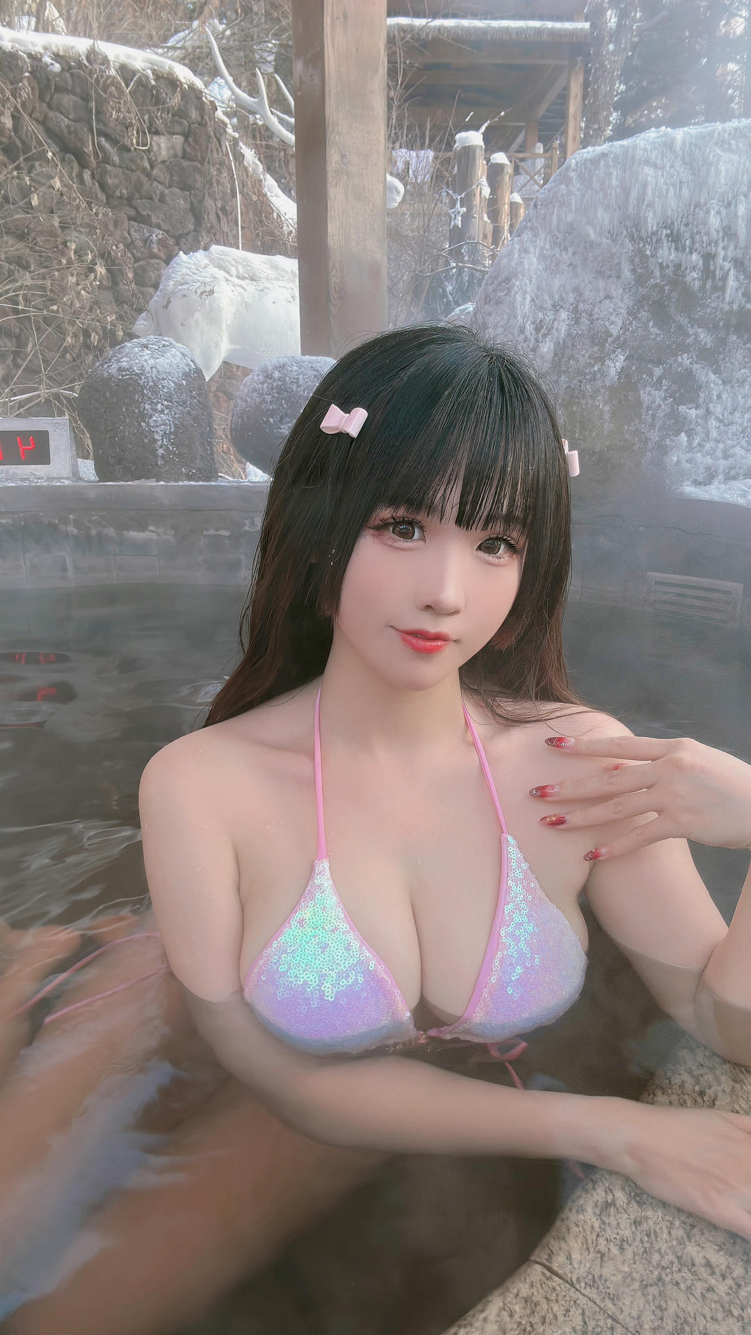 miko酱ww NO.019 mikoの雪地温泉 [36P3V 746MB]_第1集