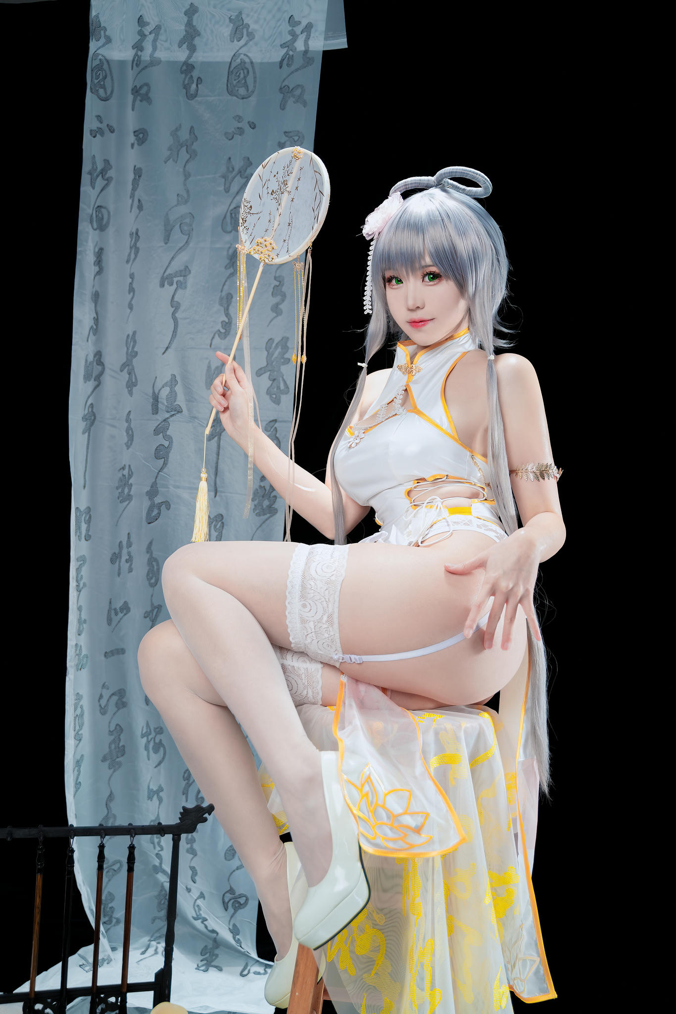 miko酱ww NO.020 mikoの洛天依旗袍 [30P 272MB]_第1集