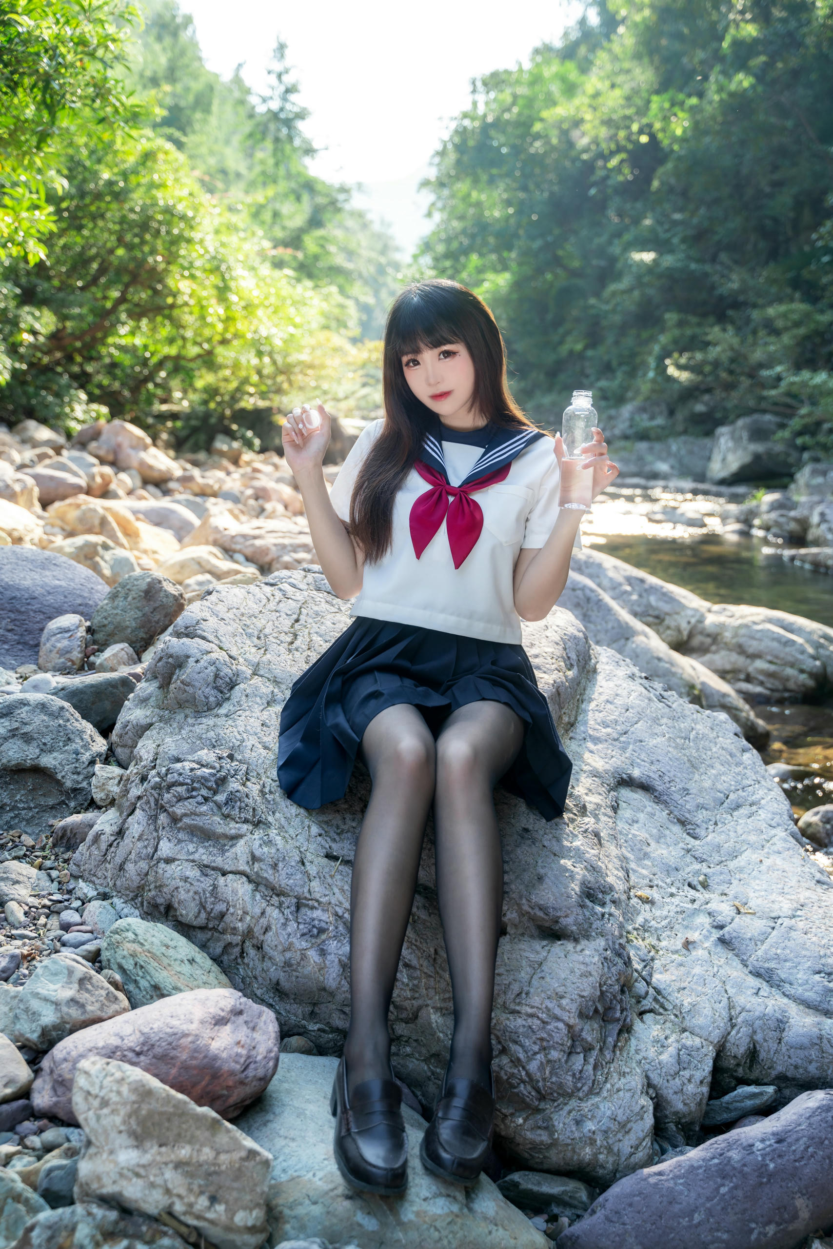 miko酱ww NO.031 mikoの小小溪流 [24P1V-203MB]_第1集