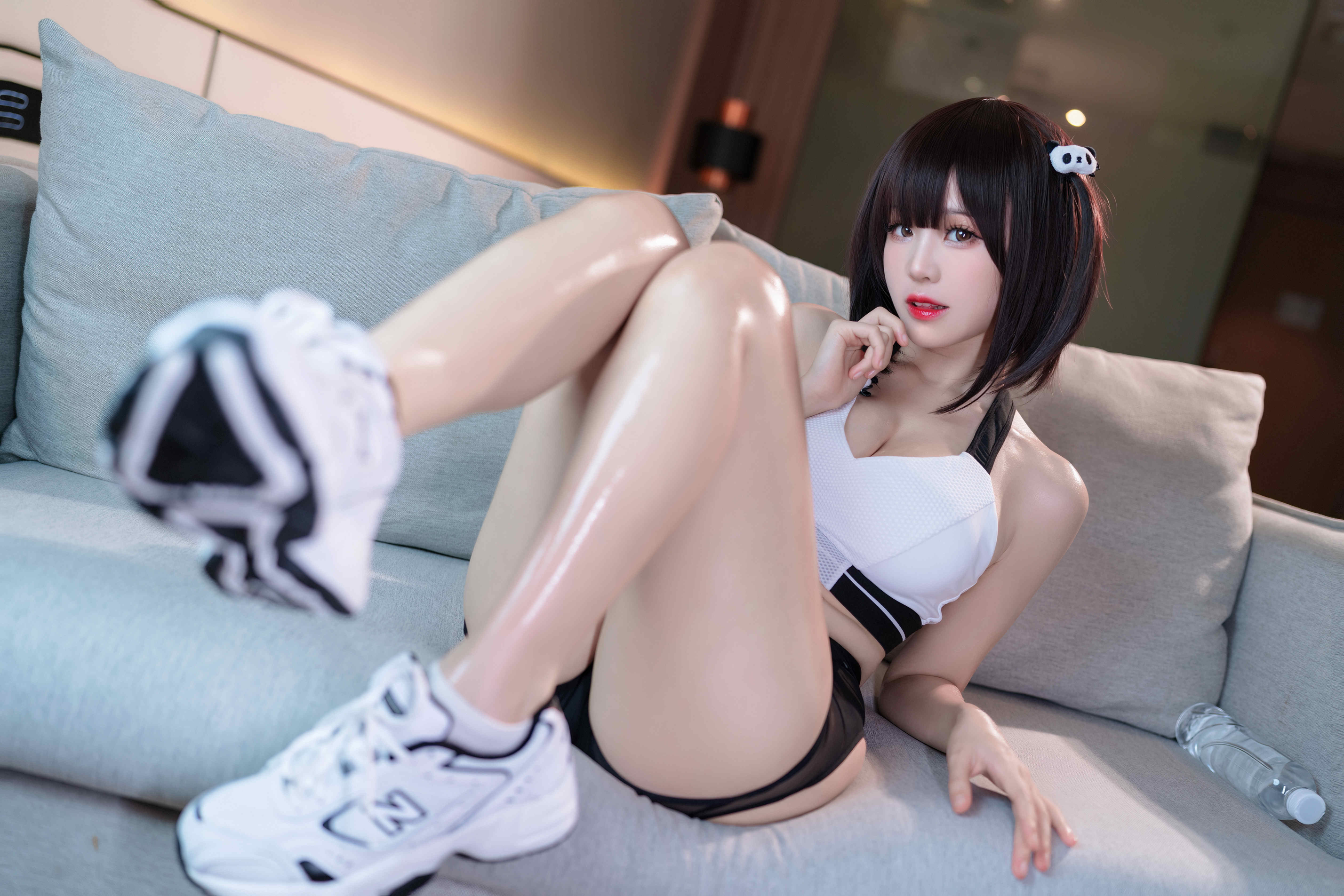 miko酱ww NO.055 蛋白大熊猫 [20P-325M]_第1集