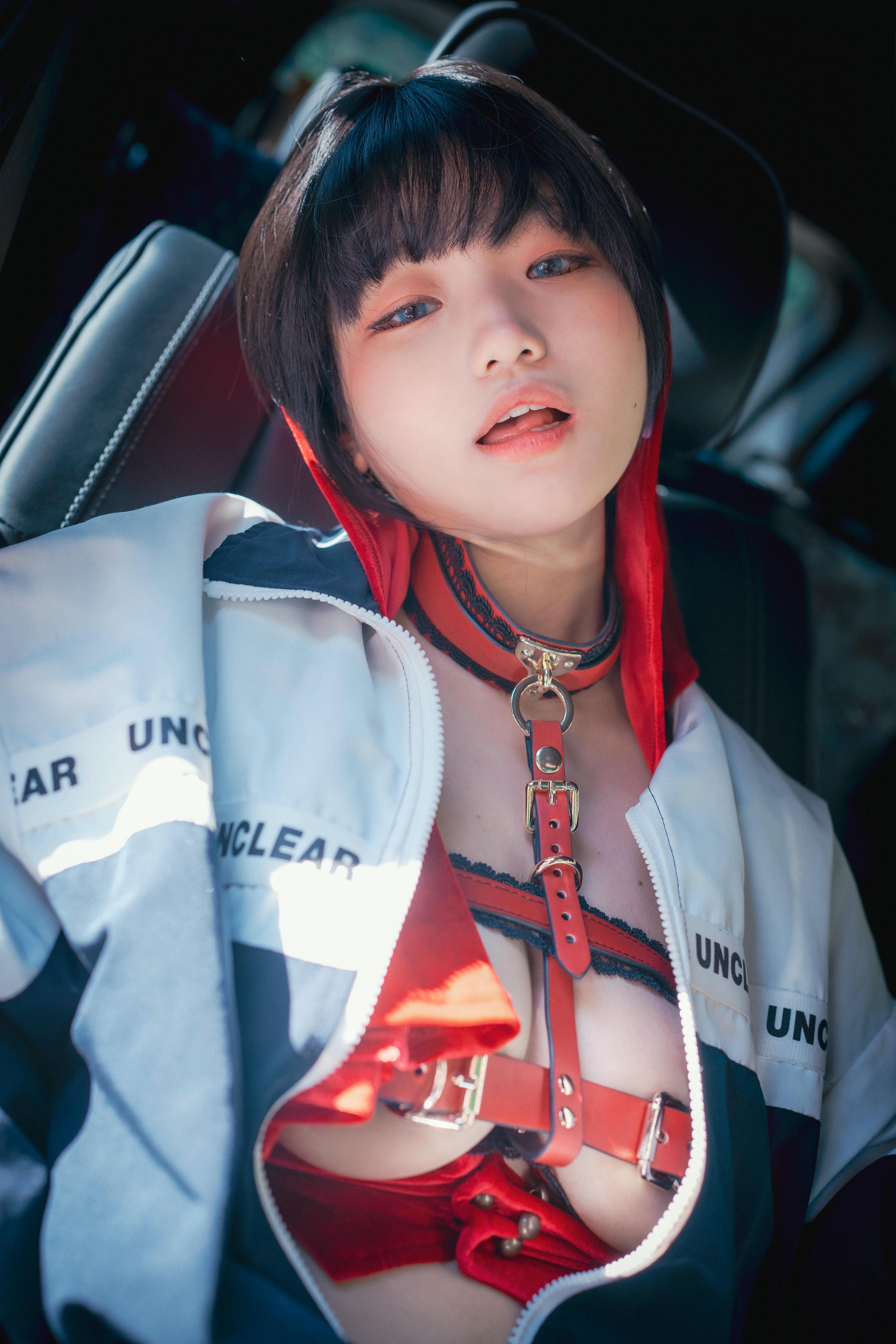 韩国美女-DJAWA Photo Vol.0195 - Mimmi Naughty Red Hiring Hood [125P 3.17GB]-Behind_第1集