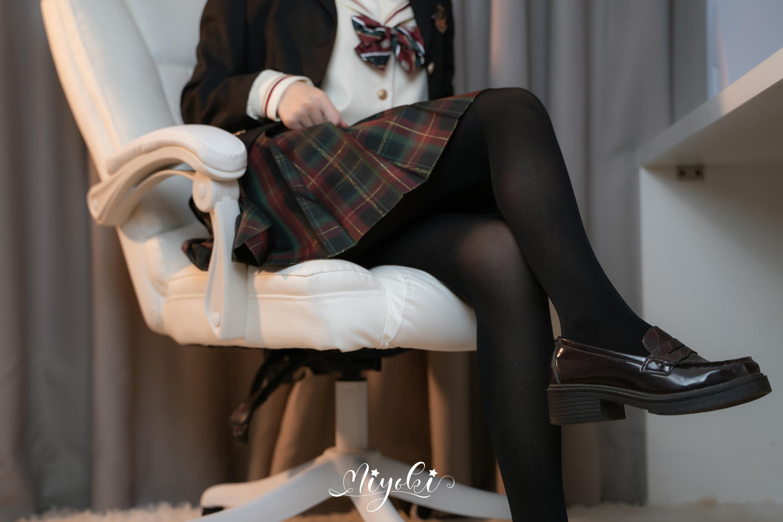 NO.326 铃木美咲(Misaki Suzuki) 现役JK的美脚连裤袜 [32P-133.33 MB]_第1集