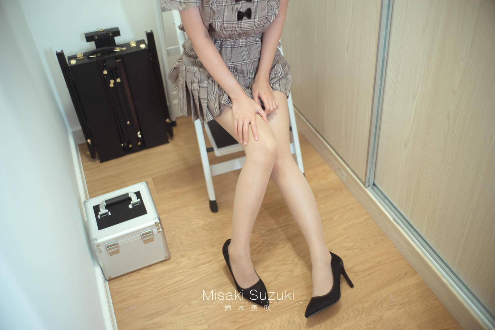 NO.185 铃木美咲(Misaki Suzuki) - 宿醉的同事2 42p+1v_第1集