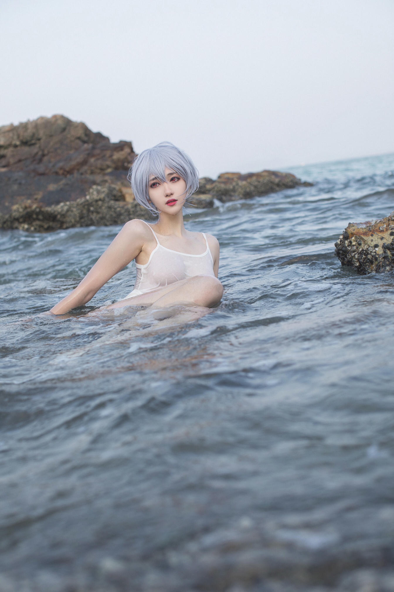 南桃Momoko NO.002 绫波丽白裙 [25P-155MB]_第1集