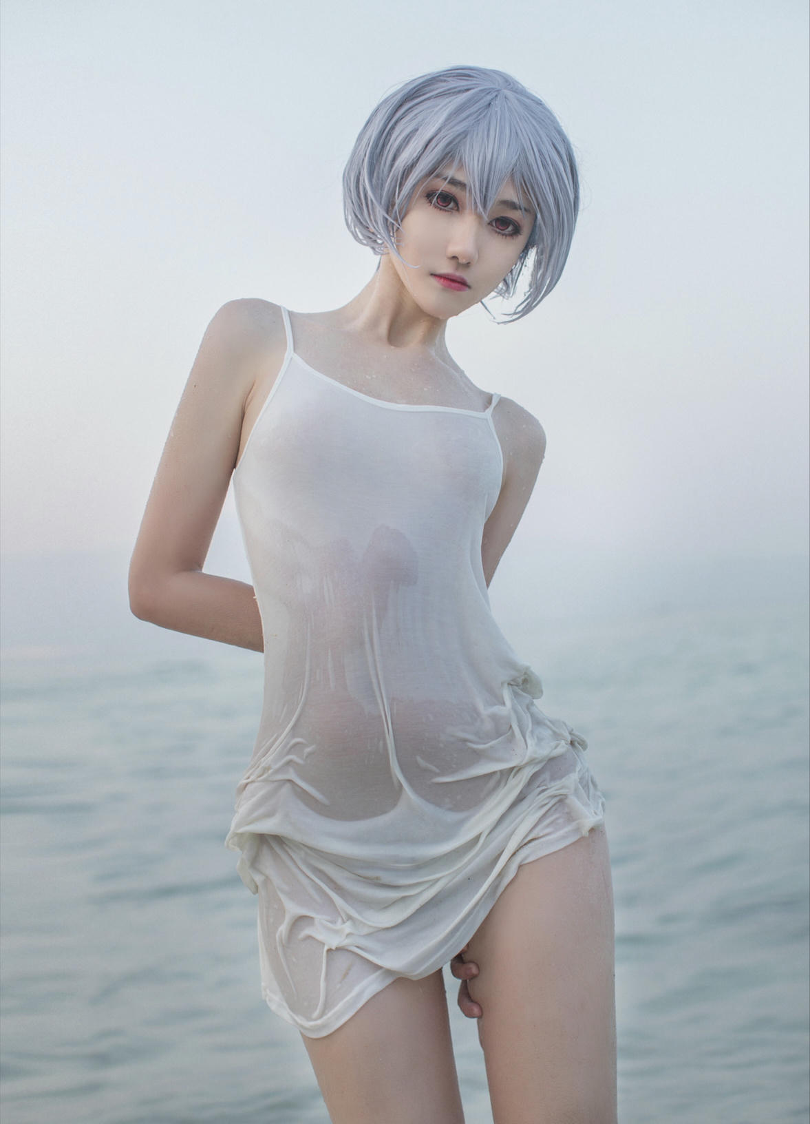 南桃Momoko NO.002 绫波丽白裙 [25P-155MB]_第1集