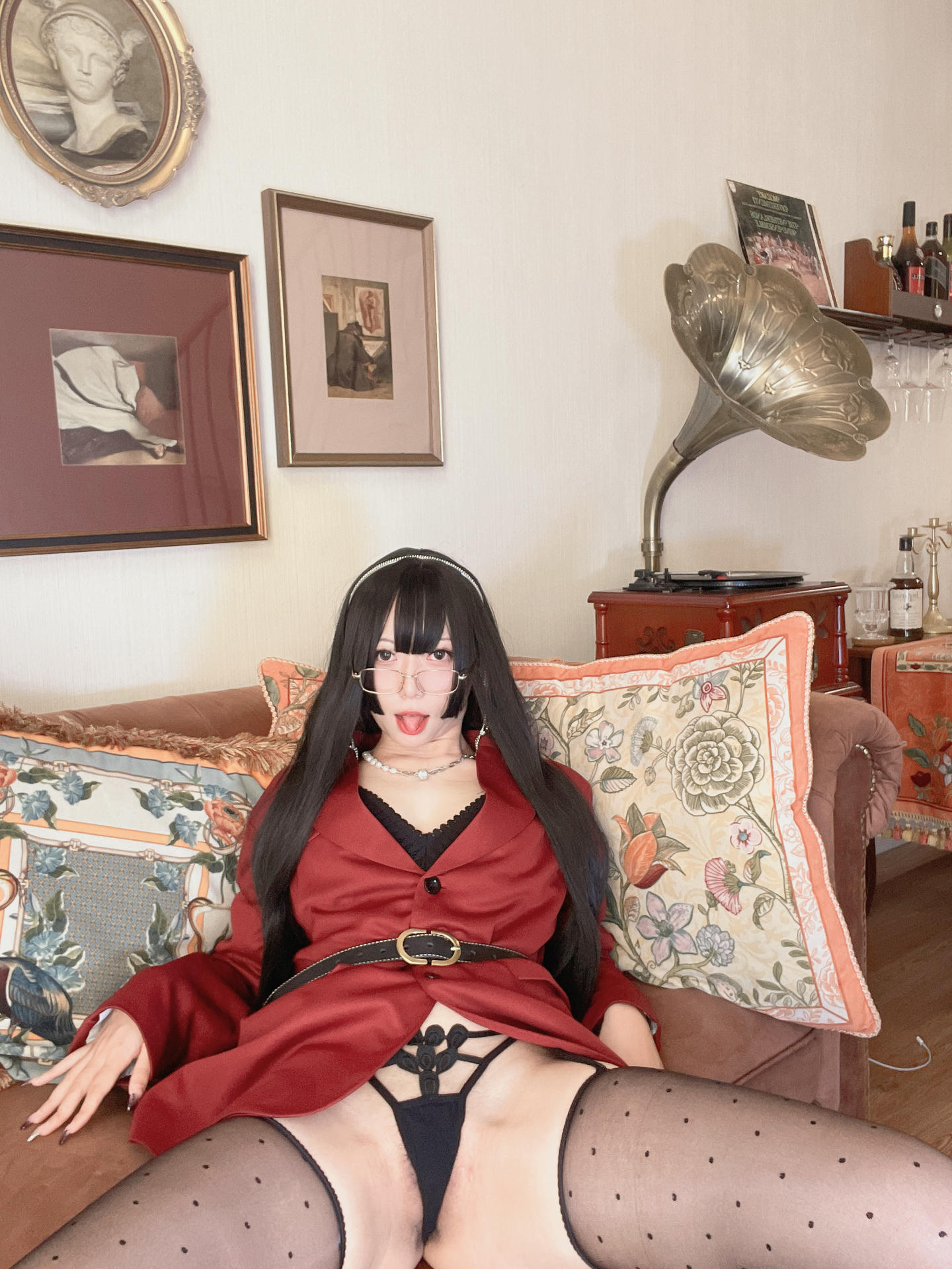 Money冷冷 NO.038 红西装 [78P2V 2.97GB]_第3集
