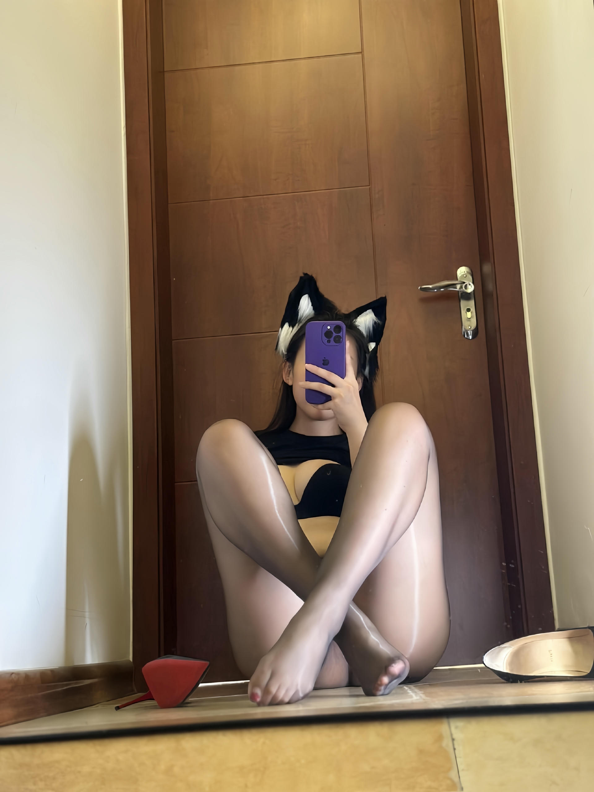 美邵女Baby NO.036 超薄黑丝+蓝色三角[24P1V 85MB]_第1集