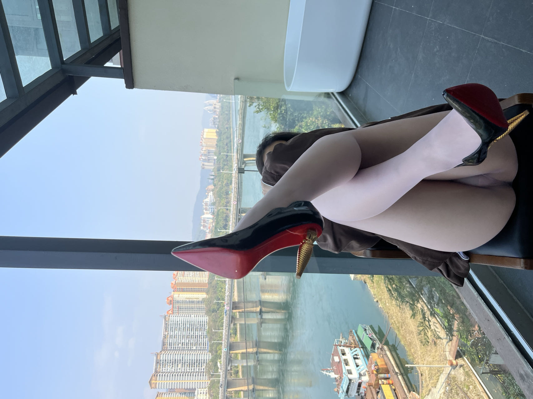 美邵女Baby NO.005 风景如画[16P 3.8M]_第1集