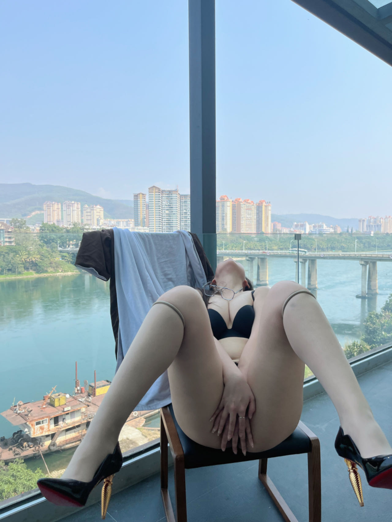 美邵女Baby NO.005 风景如画[16P 3.8M]_第1集