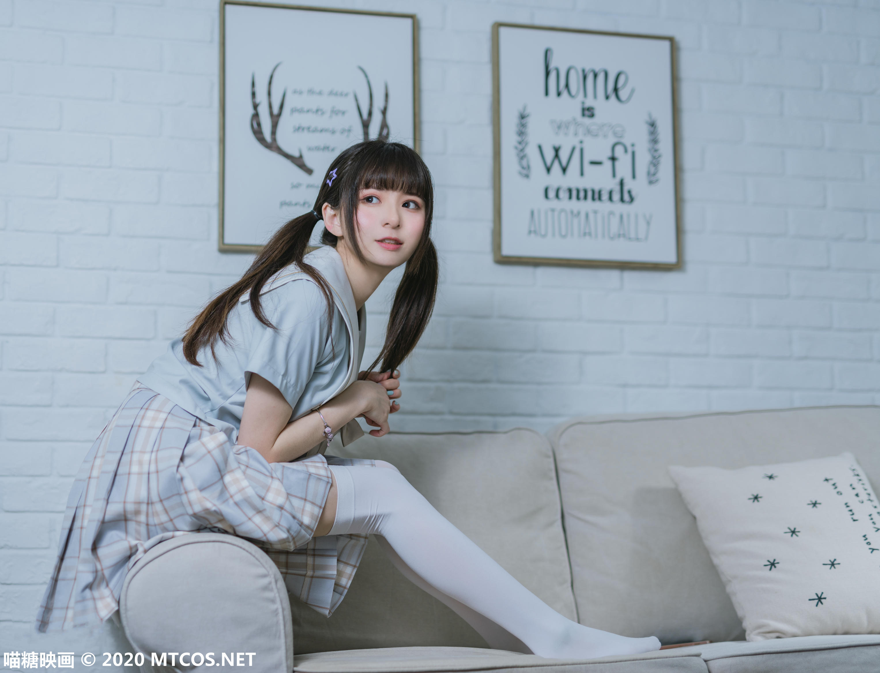 [喵糖映画] VOL.094 双马尾学妹[40P／606MB]_第2集