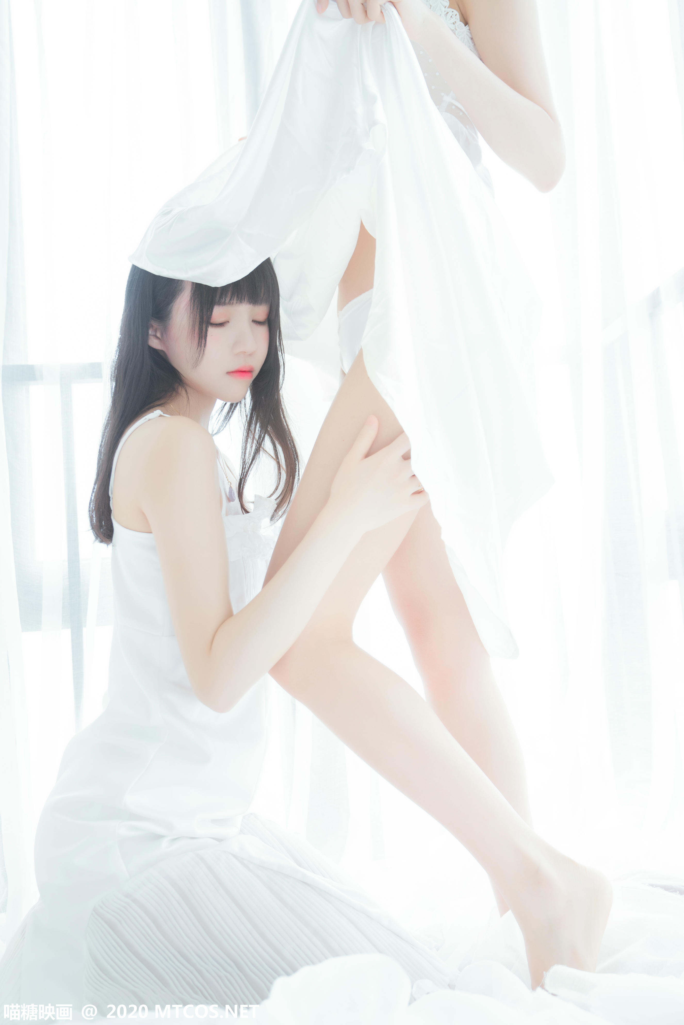 [喵糖映画] VOL.173 她.白色长裙[54P／929M]_第2集