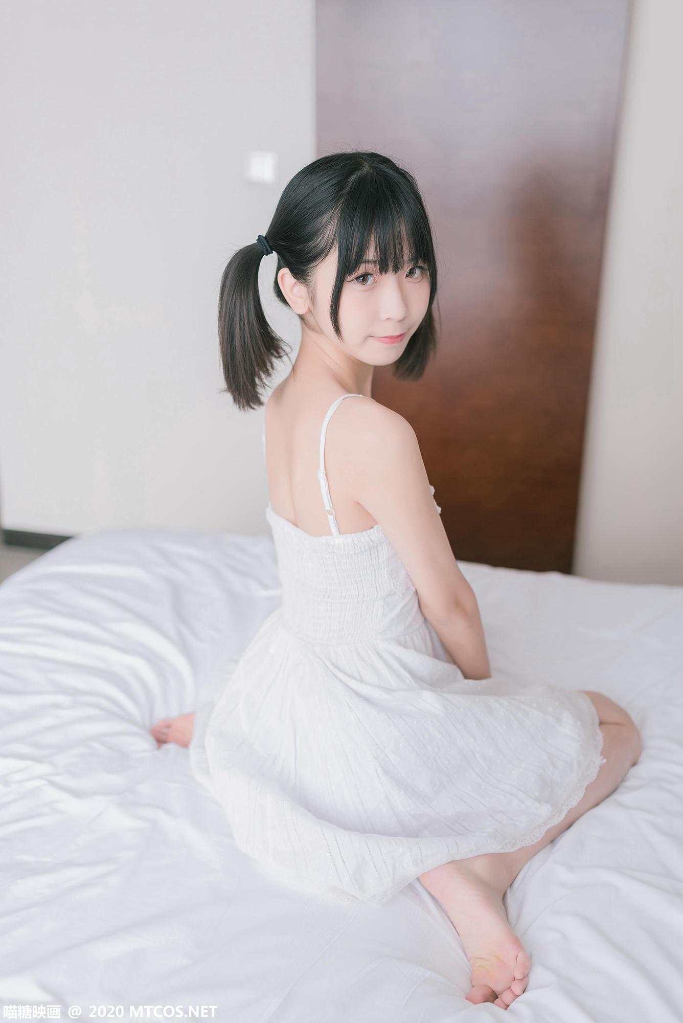 [喵糖映画] VOL.177 白裙少女[47P／233M]_第2集