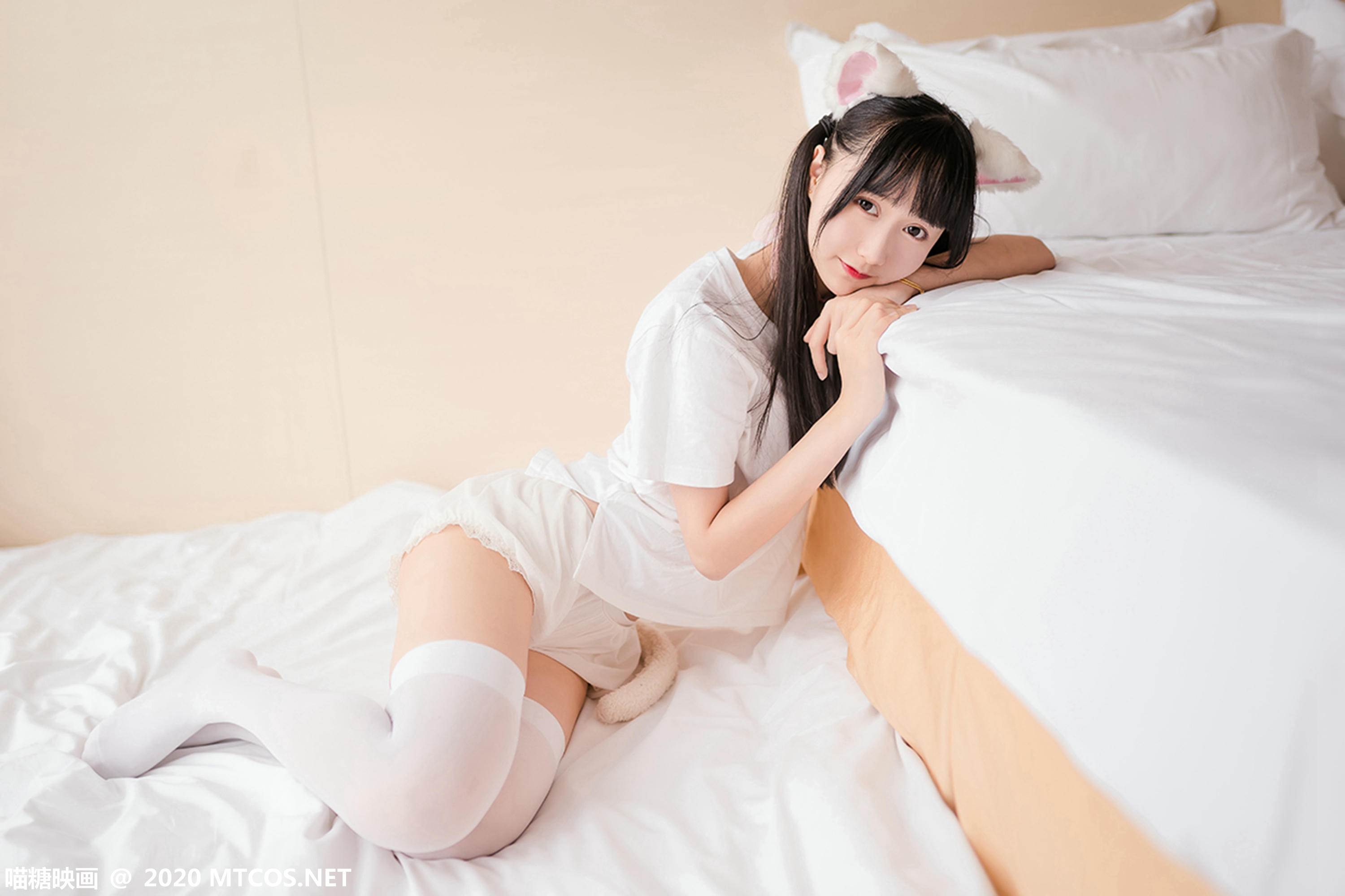 [喵糖映画] VOL.178 猫系少女[51P／300M]_第1集