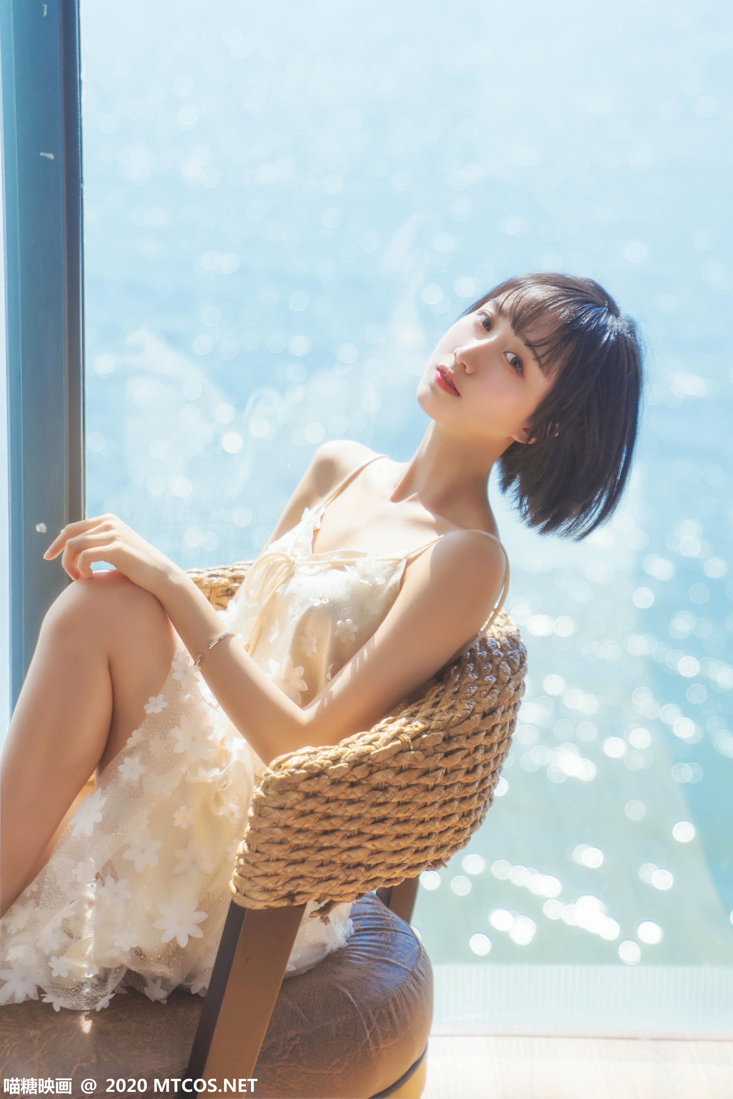 [喵糖映画] VOL.201 暖阳的海[22P／540MB]_第2集