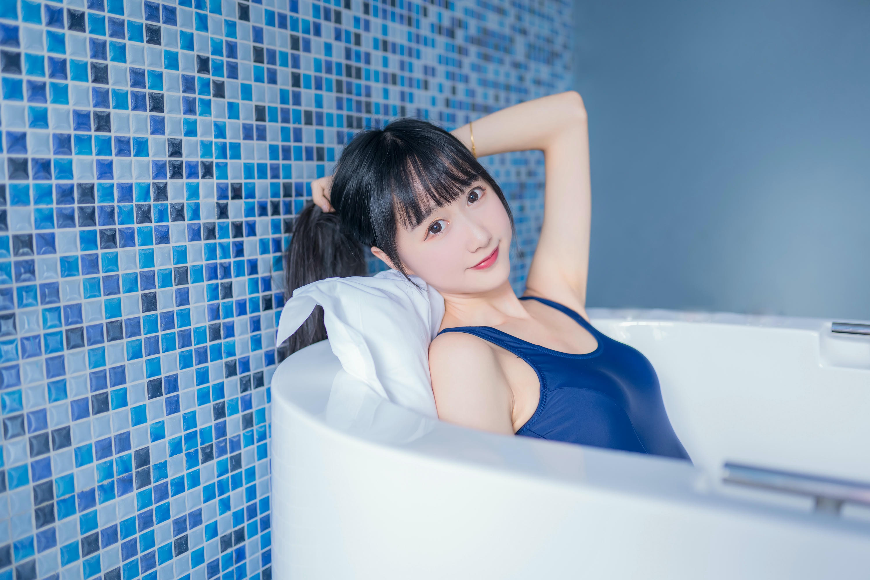 [喵糖映画] VOL.233 白衬死库水[30P／155MB]_第1集