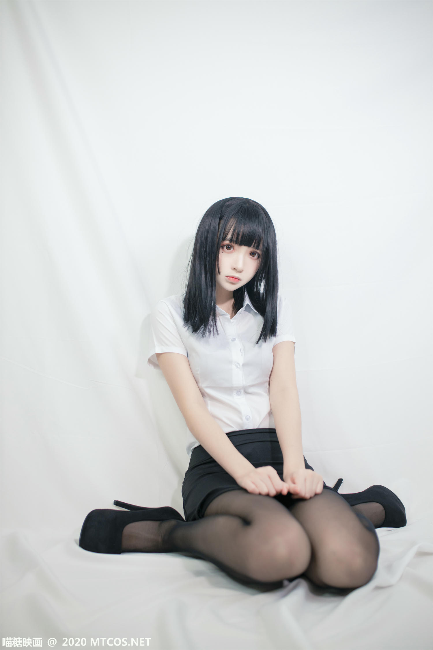 [喵糖映画] VOL.291 OL制服[22P／116MB]_第1集
