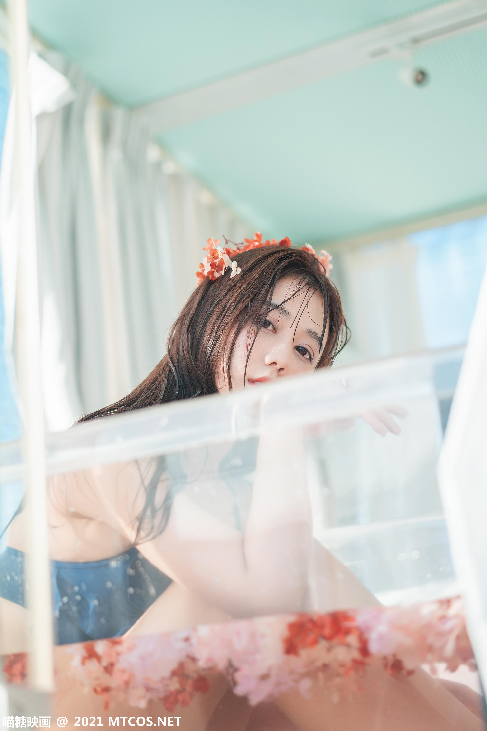 [喵糖映画] VOL.361 夏日沐浴[35P／675MB]_第1集