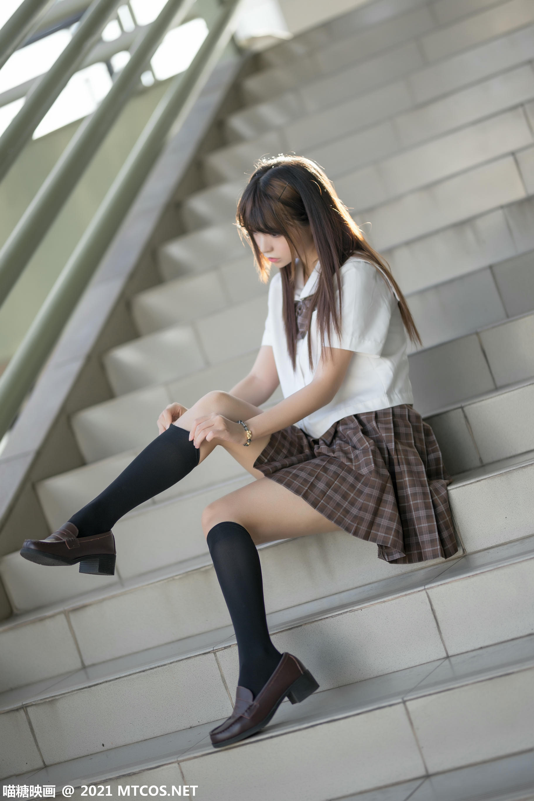 [喵糖映画] VOL.375 忧郁少女[34P／358MB]_第1集