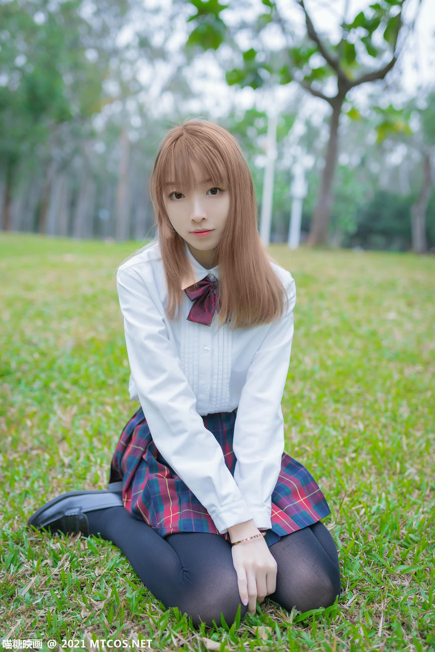 [喵糖映画] VOL.388 户外制服[38P／108MB]_第2集