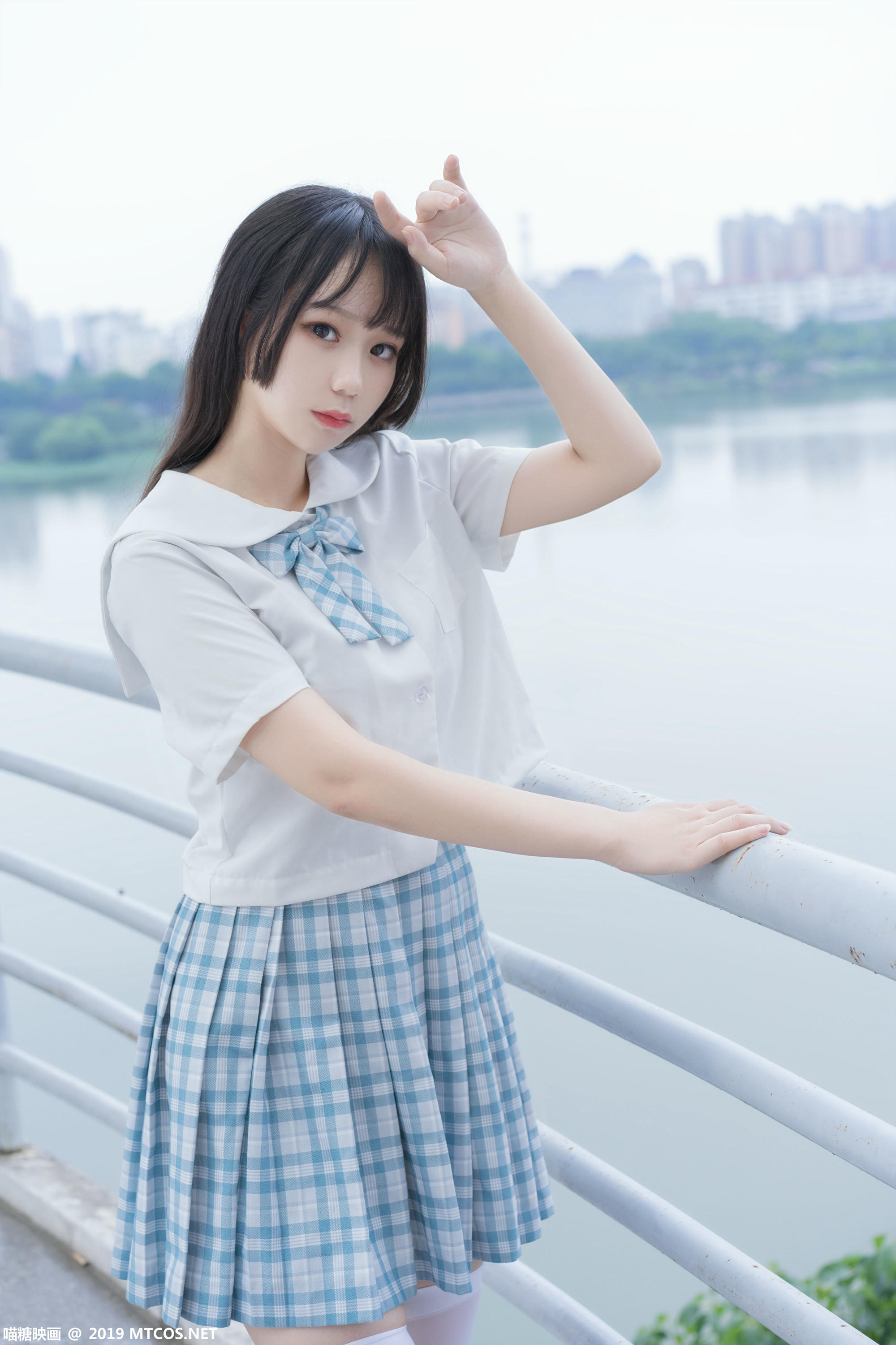 [喵糖映画] VOL.015 半度度度喵 蓝柑夏日[43P／379MB]_第1集
