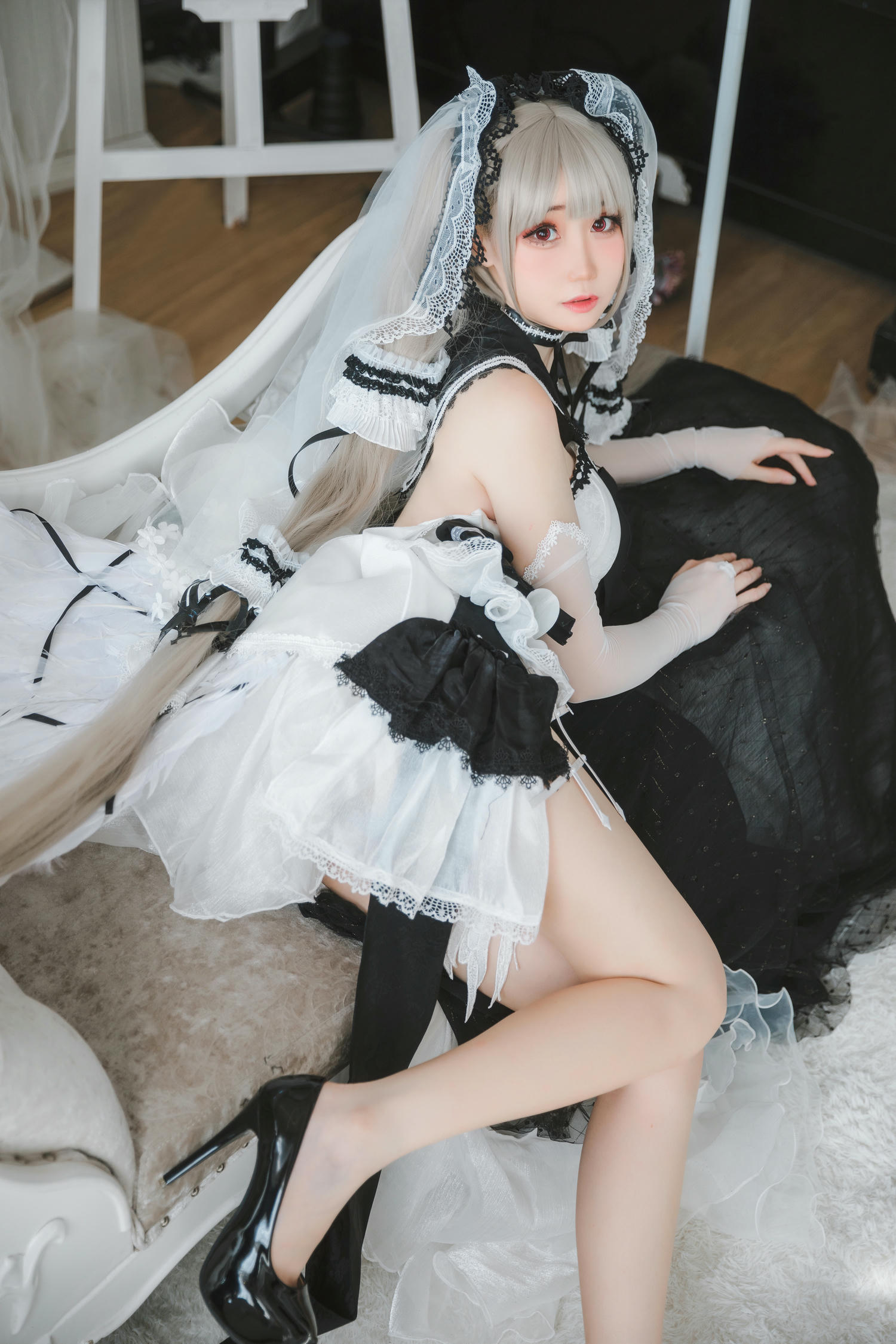 焖焖碳 NO.016 可畏礼服 [33P-203MB]_第1集