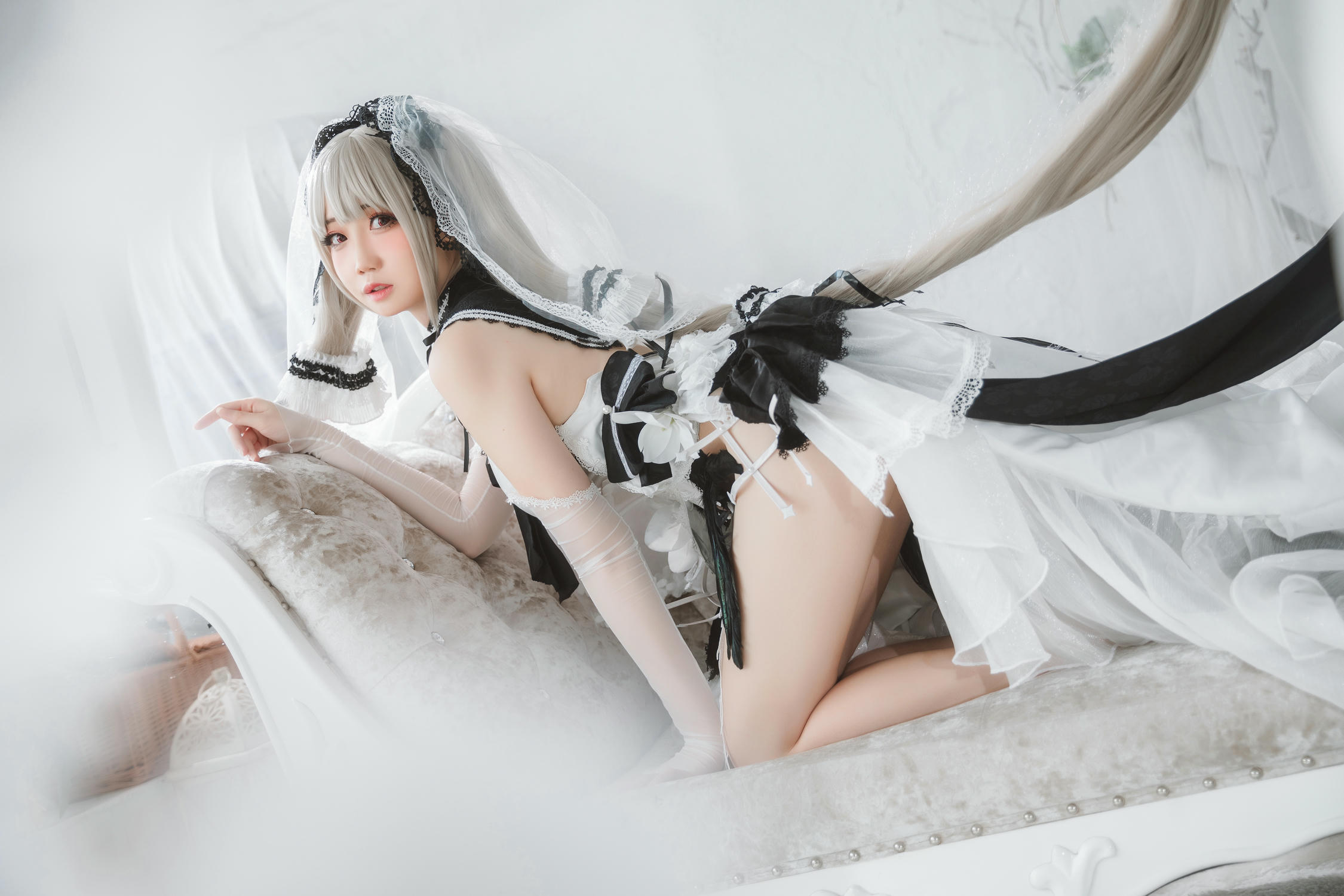 焖焖碳 NO.016 可畏礼服 [33P-203MB]_第2集