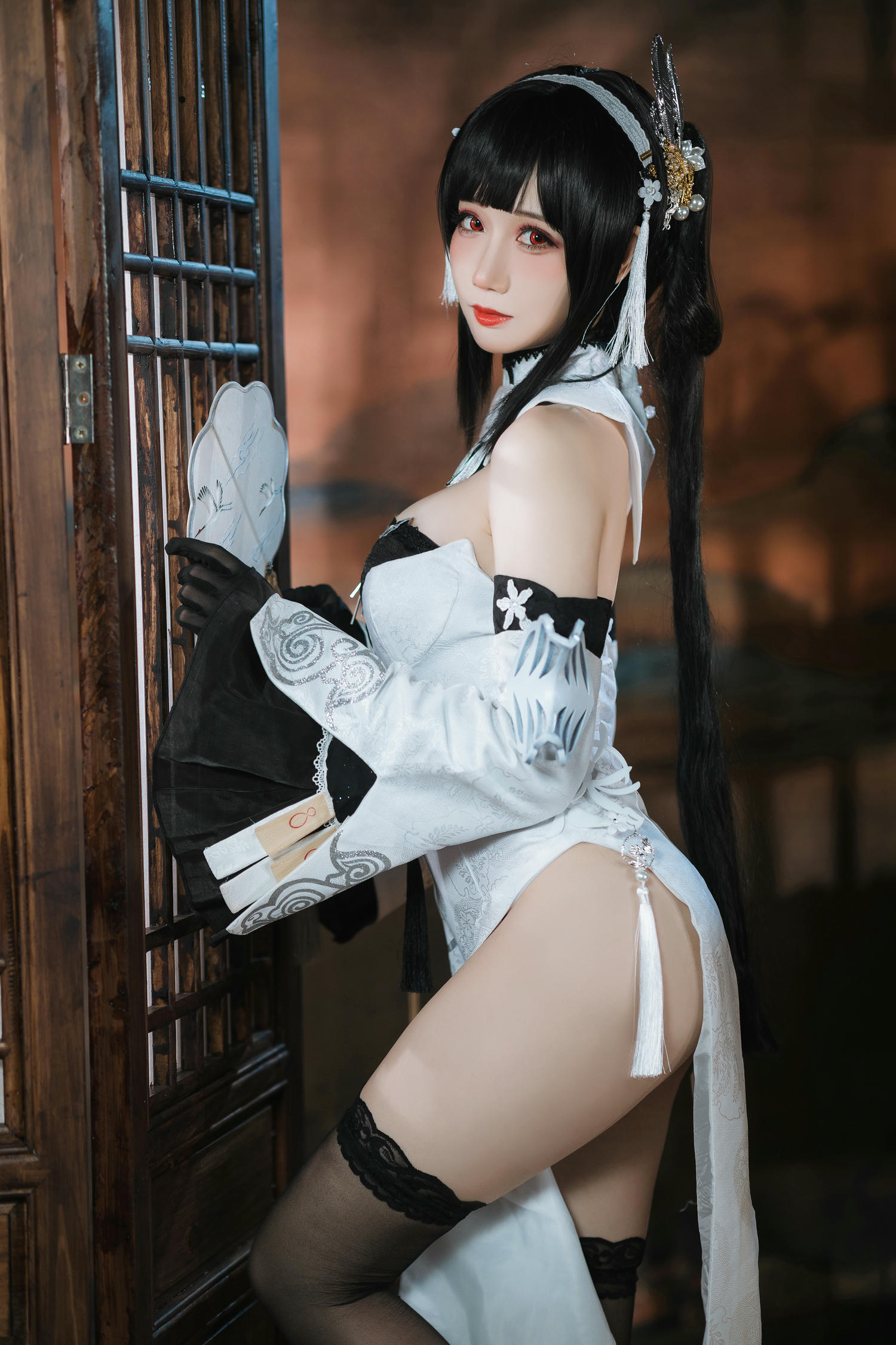 焖焖碳 NO.028 碧蓝航线 鎮海 白黑礼服 [23P-182MB]_第1集