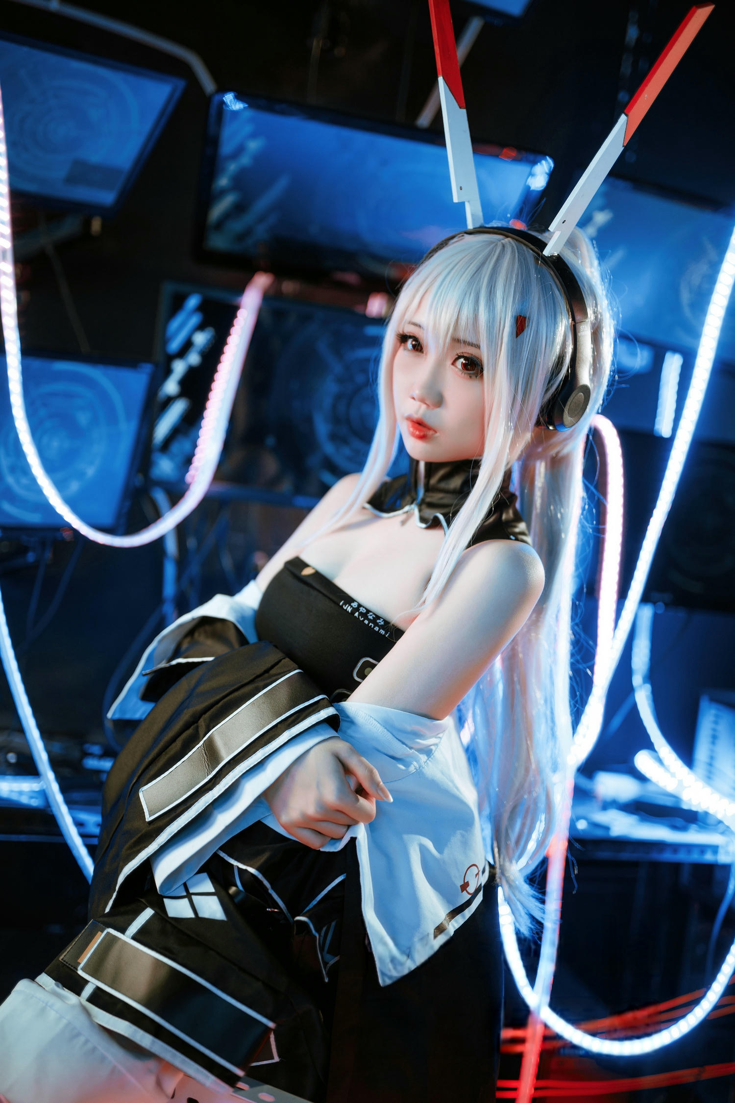焖焖碳 NO.035 绫波鬼神乐队[24P 138.4M]_第2集