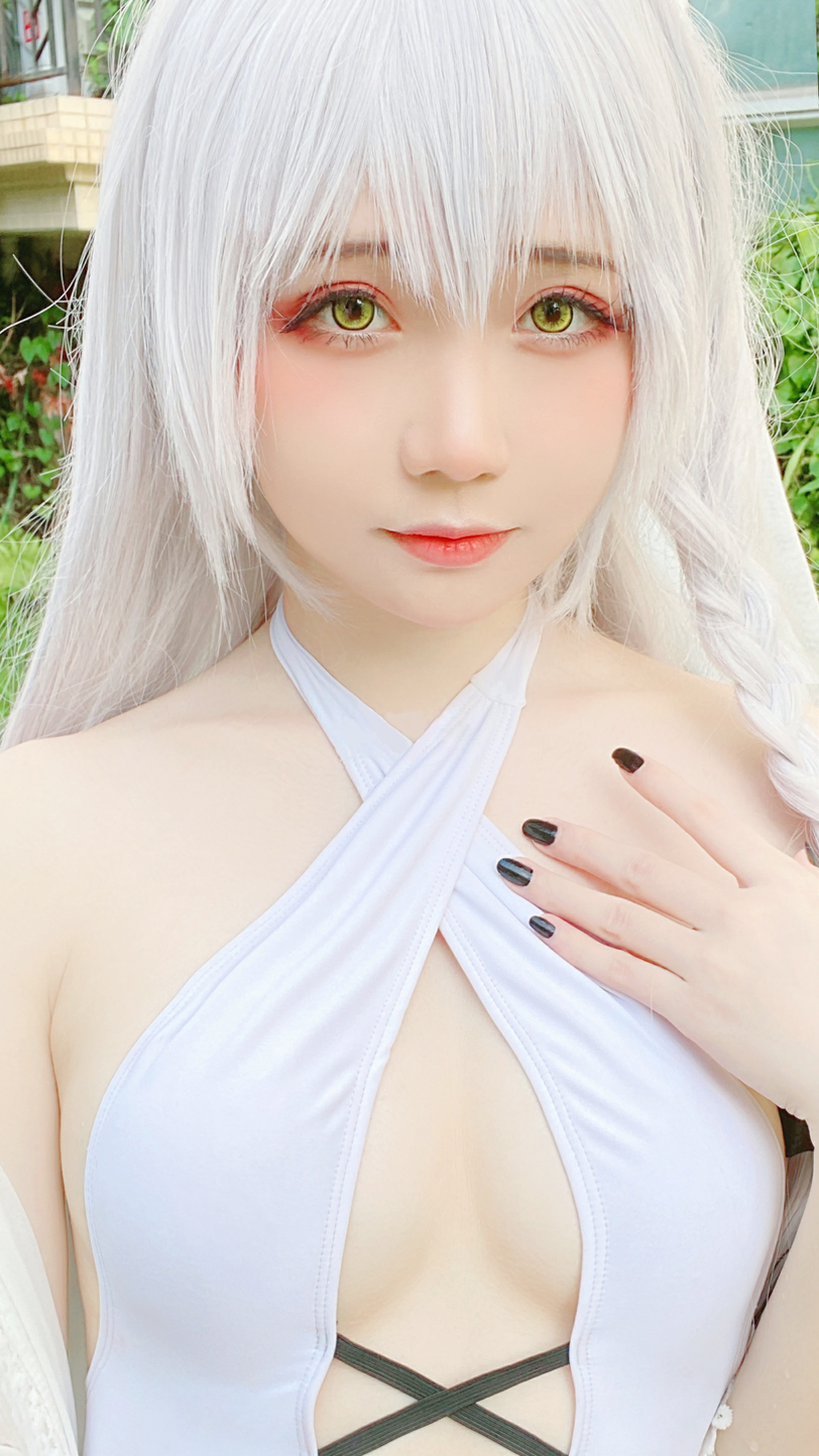 焖焖碳 赫敏泳装自拍 [8P-56.0MB]_第1集