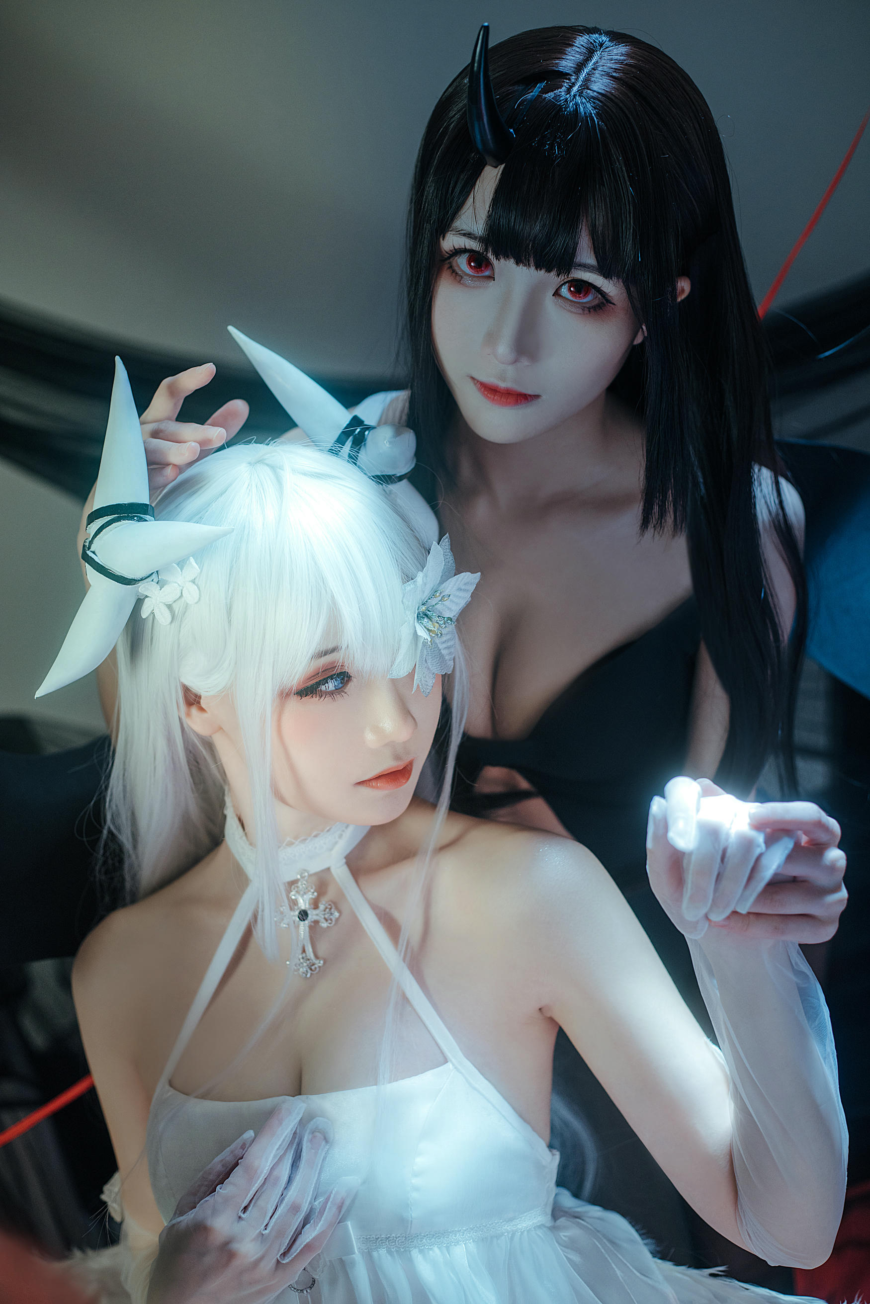 焖焖碳 NO.005 焖焖碳Xtomoyo酱 埃姆登黑白夜之主 [29P 328MB]_第1集