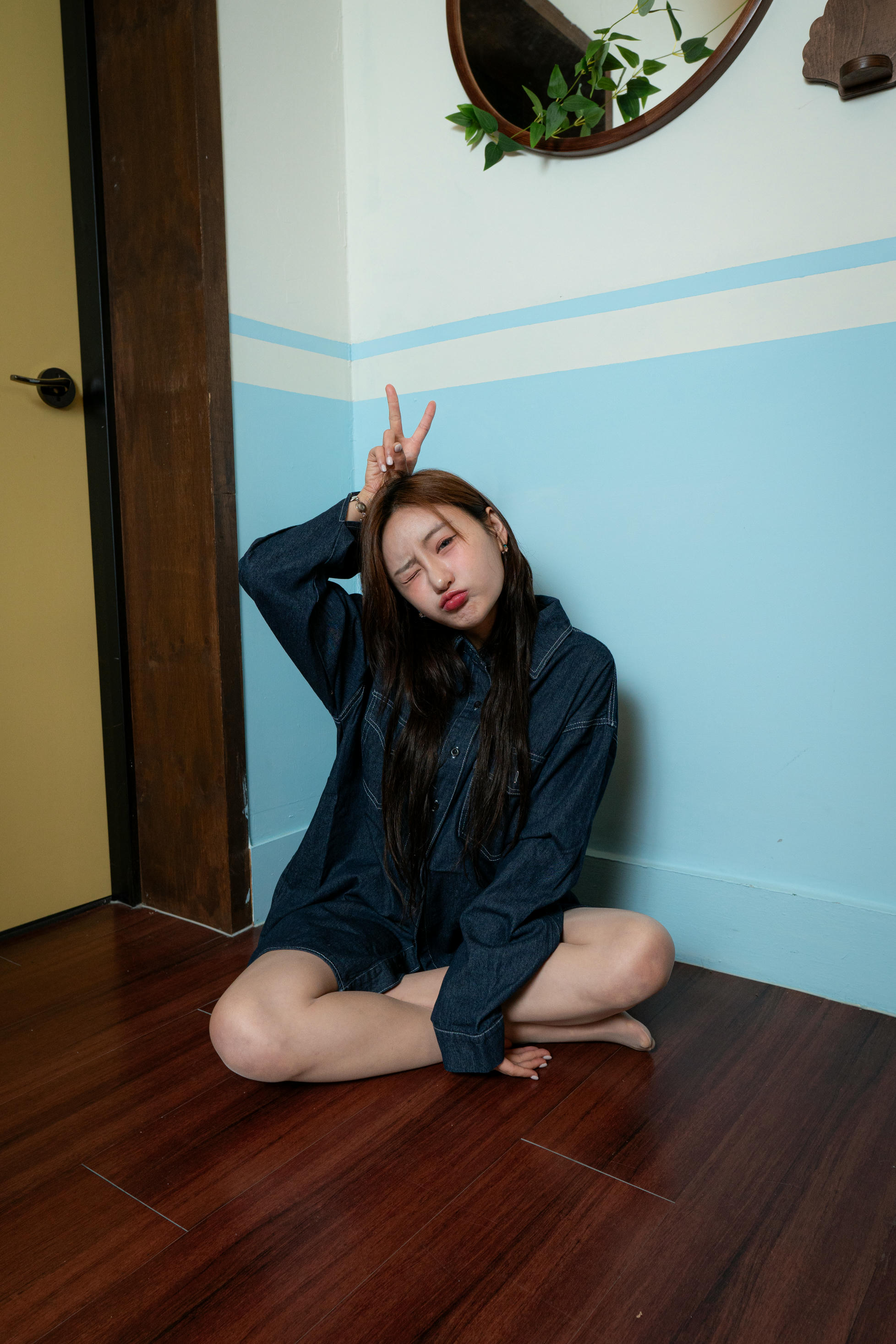 韩国美女-Muchenne Vol.005 YU [55P／701MB]_第1集