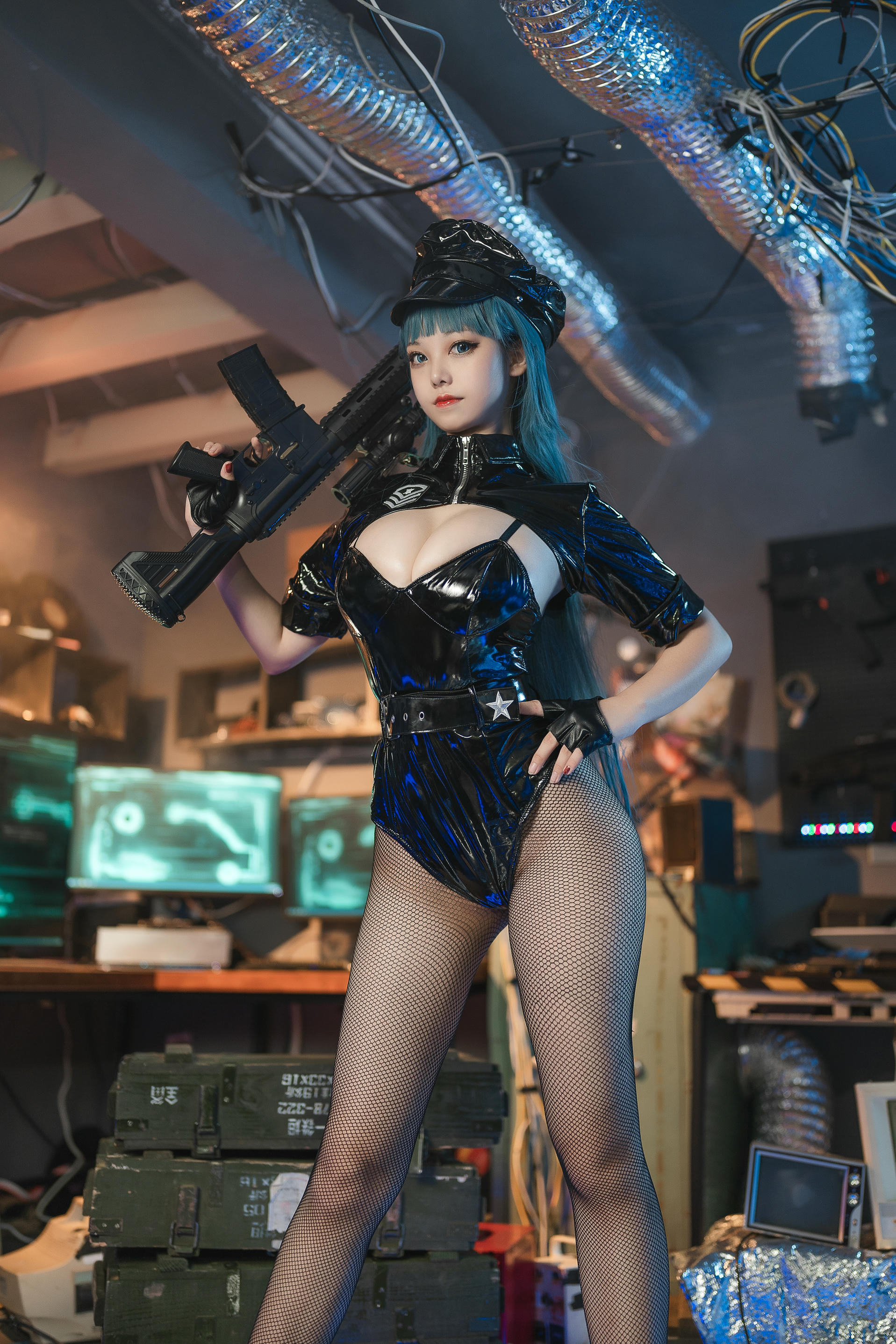 蜜汁猫裘 NO.112 胶衣女警[51P-487.8M]_第1集