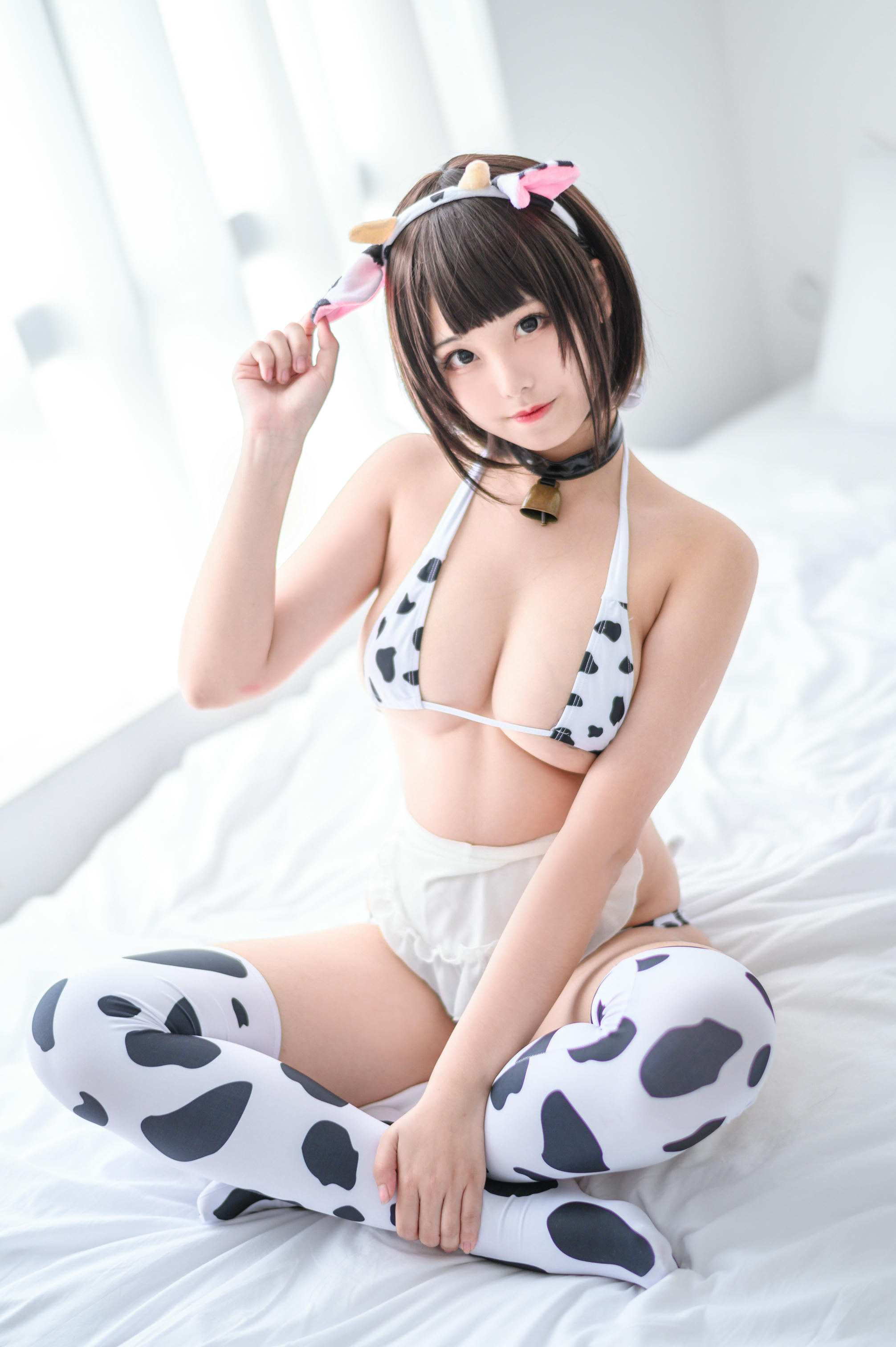 蜜汁猫裘 NO.024 小奶牛基础 [32P-240MB]_第1集