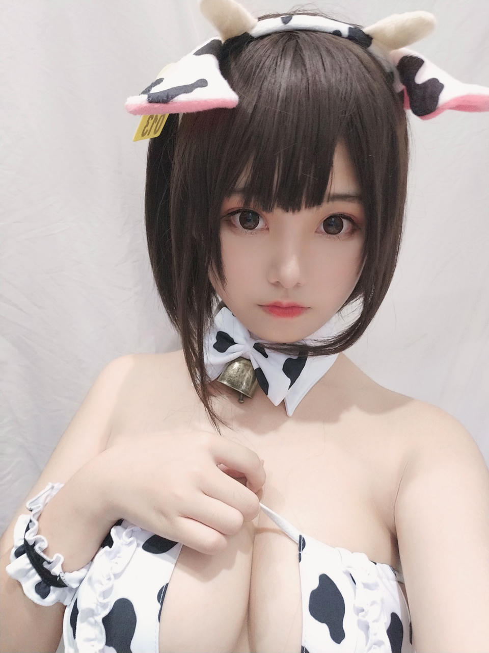 蜜汁猫裘 NO.025 小奶牛自拍版女仆 [20P-40MB]_第1集