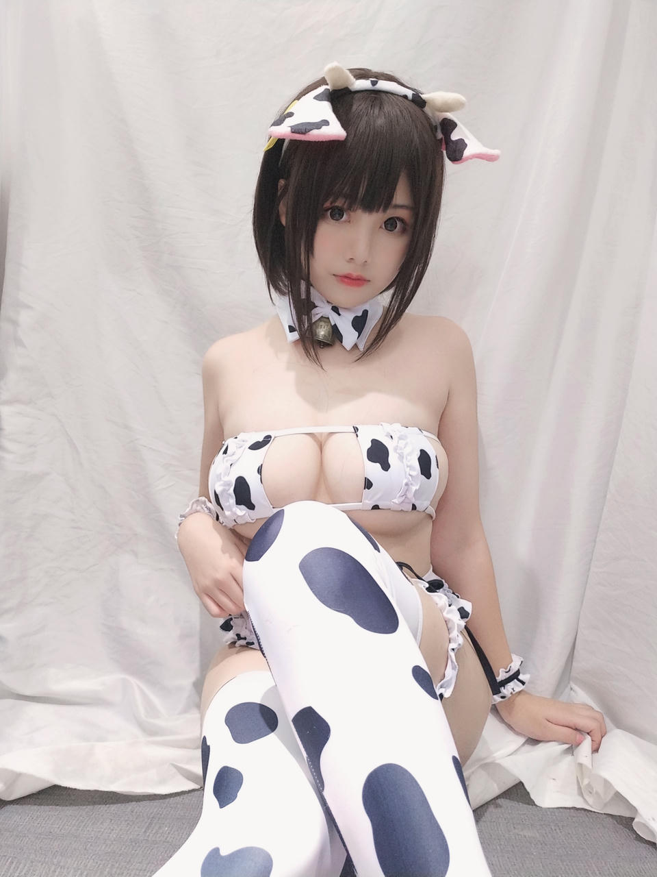 蜜汁猫裘 NO.025 小奶牛自拍版女仆 [20P-40MB]_第1集