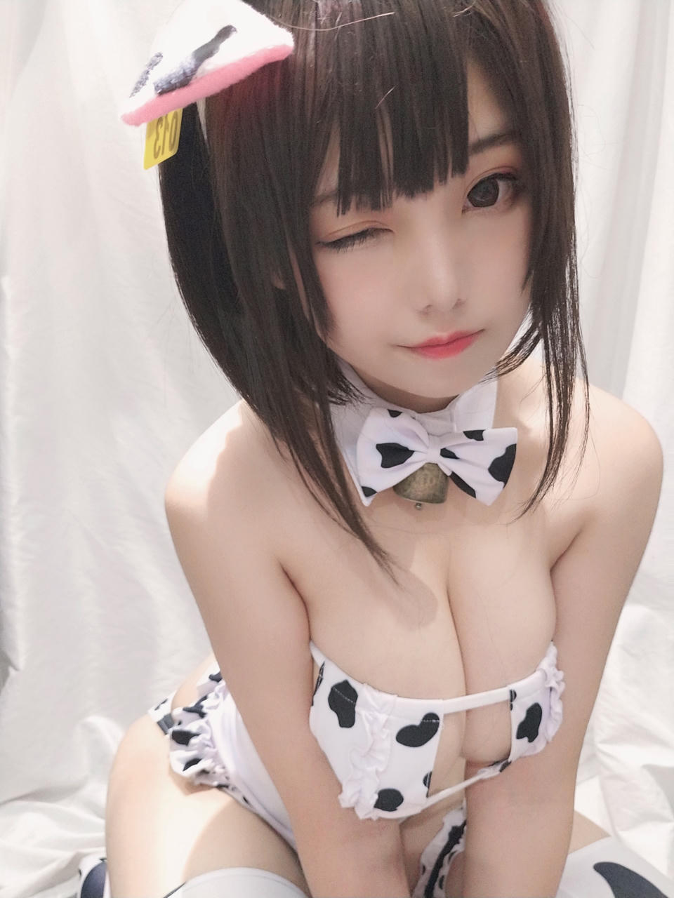 蜜汁猫裘 NO.025 小奶牛自拍版女仆 [20P-40MB]_第1集