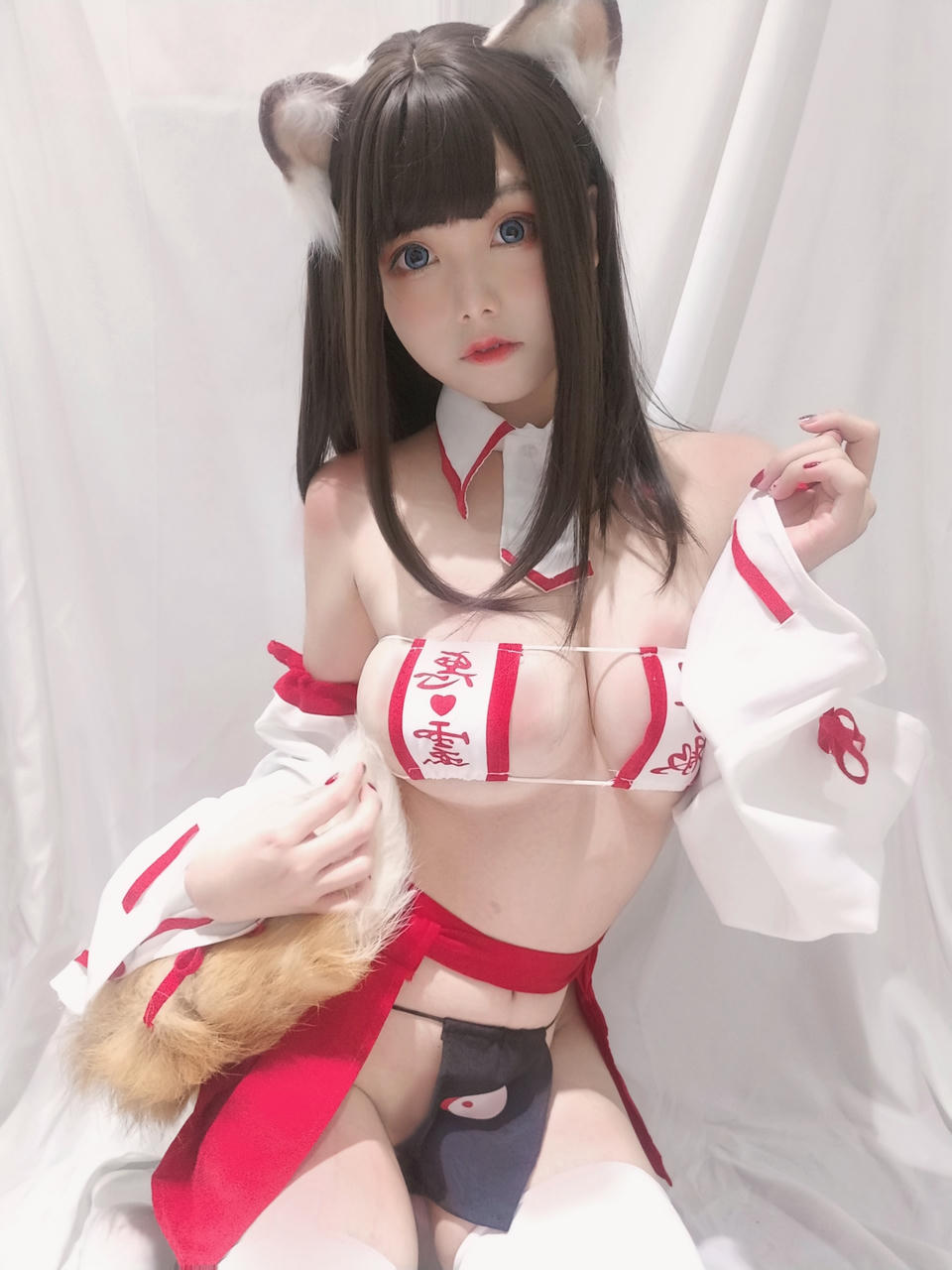 蜜汁猫裘 NO.033 巫女小狐狸 [22P-41MB]_第1集