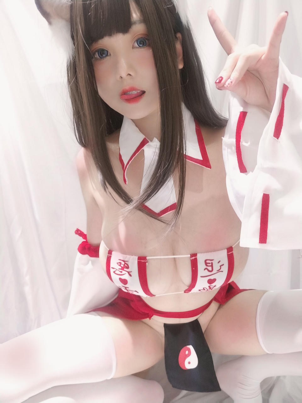 蜜汁猫裘 NO.033 巫女小狐狸 [22P-41MB]_第1集