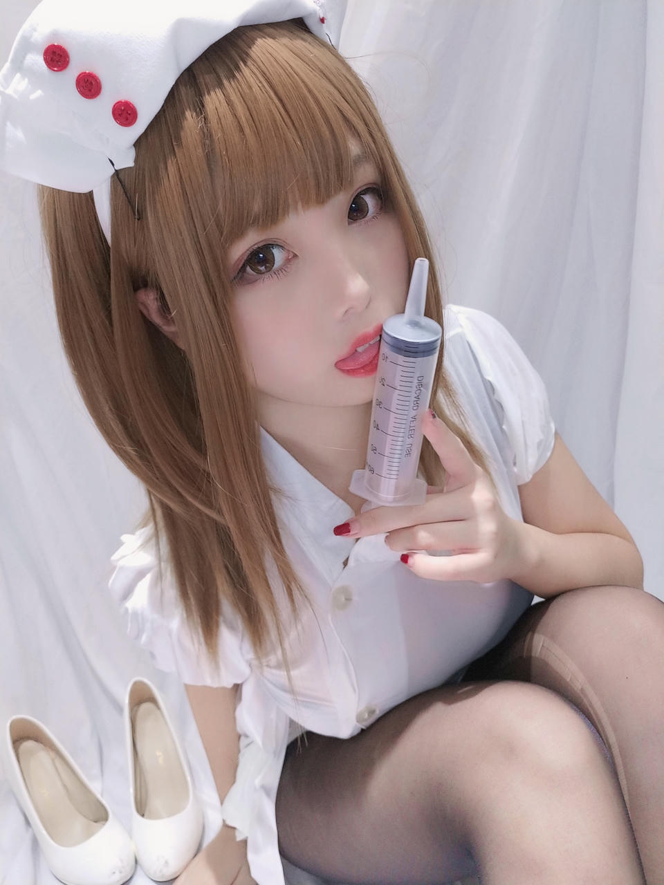 蜜汁猫裘 NO.034 小护士 [41P1V-85MB]_第2集