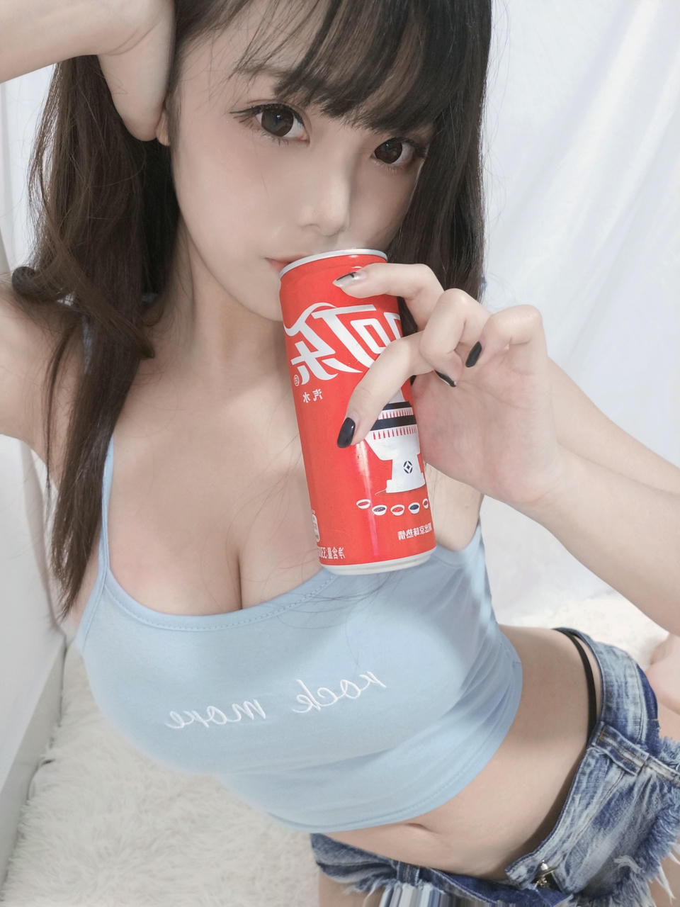 蜜汁猫裘 NO.044 夏日迷糊大姐姐 [33P4V-121MB]_第1集