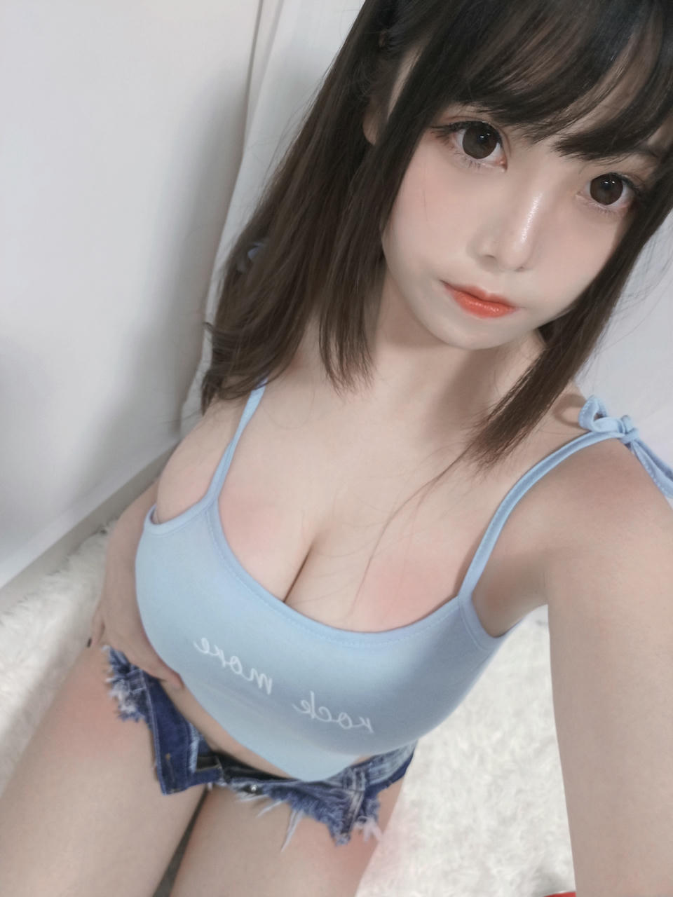 蜜汁猫裘 NO.044 夏日迷糊大姐姐 [33P4V-121MB]_第1集