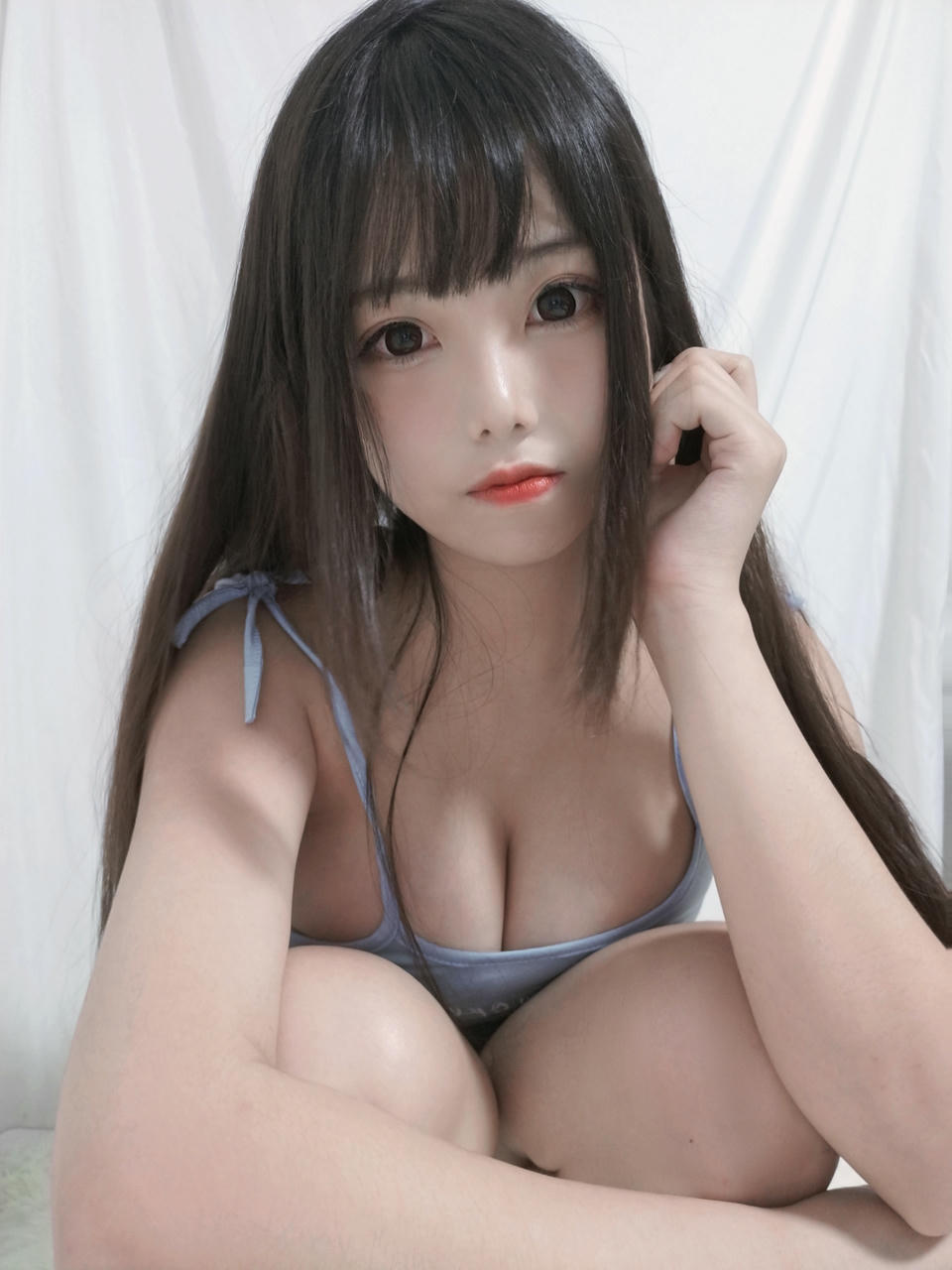 蜜汁猫裘 NO.044 夏日迷糊大姐姐 [33P4V-121MB]_第1集