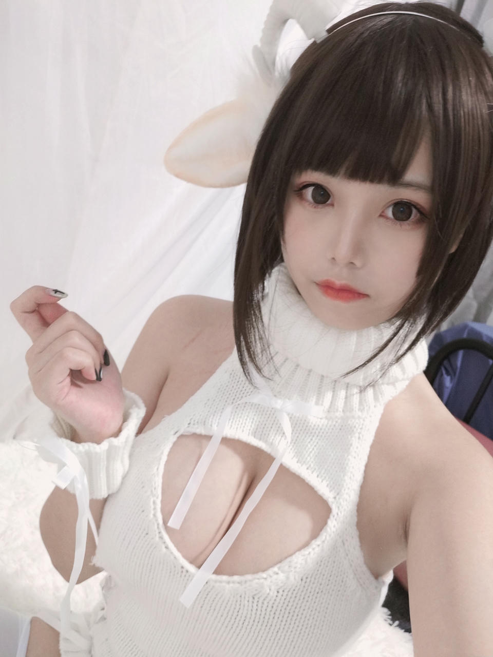 蜜汁猫裘 NO.046 白丝毛衣 [40P3V-152MB]_第1集